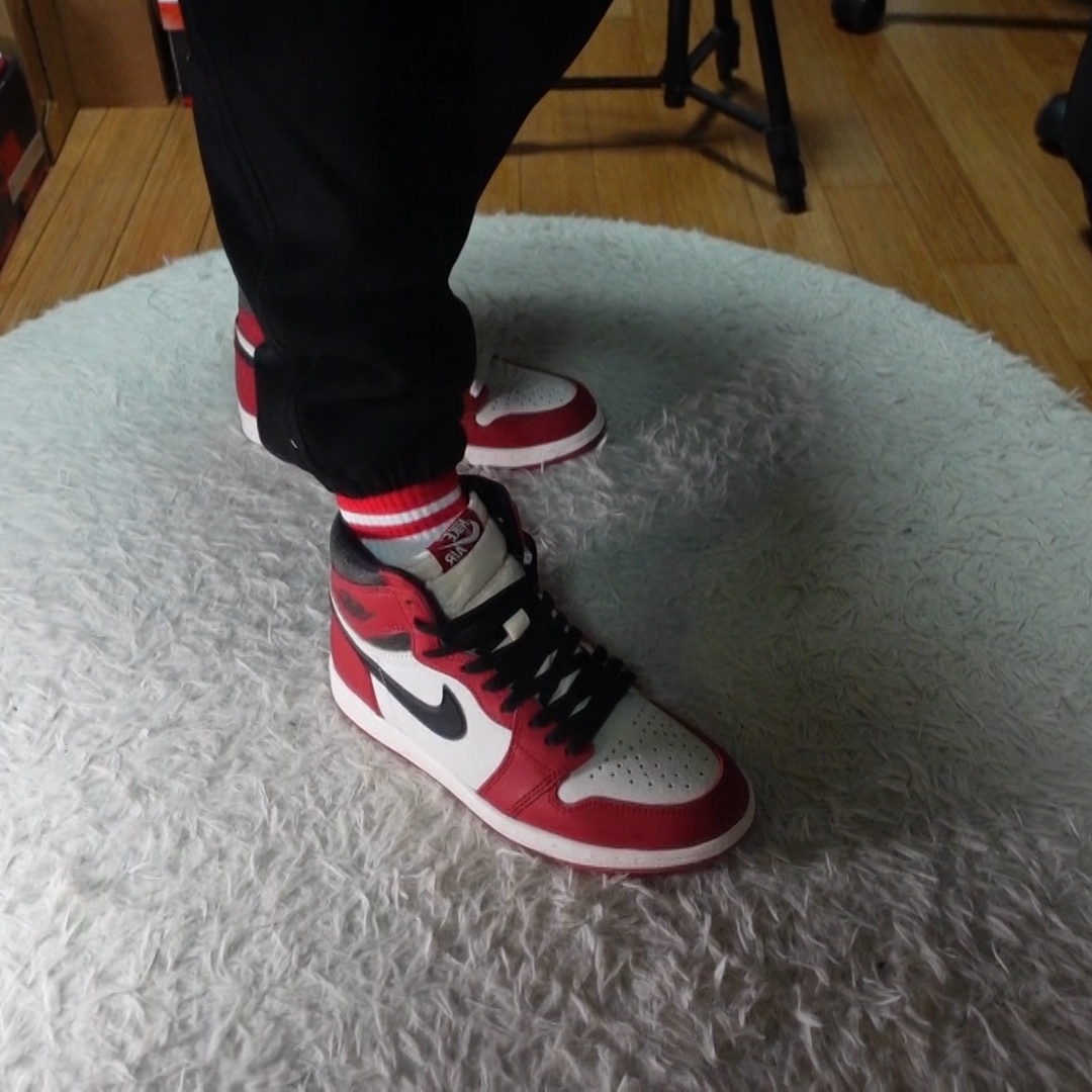 Jordan 1 Retro High OG Chicago 2022 착용 스타일 - 3
