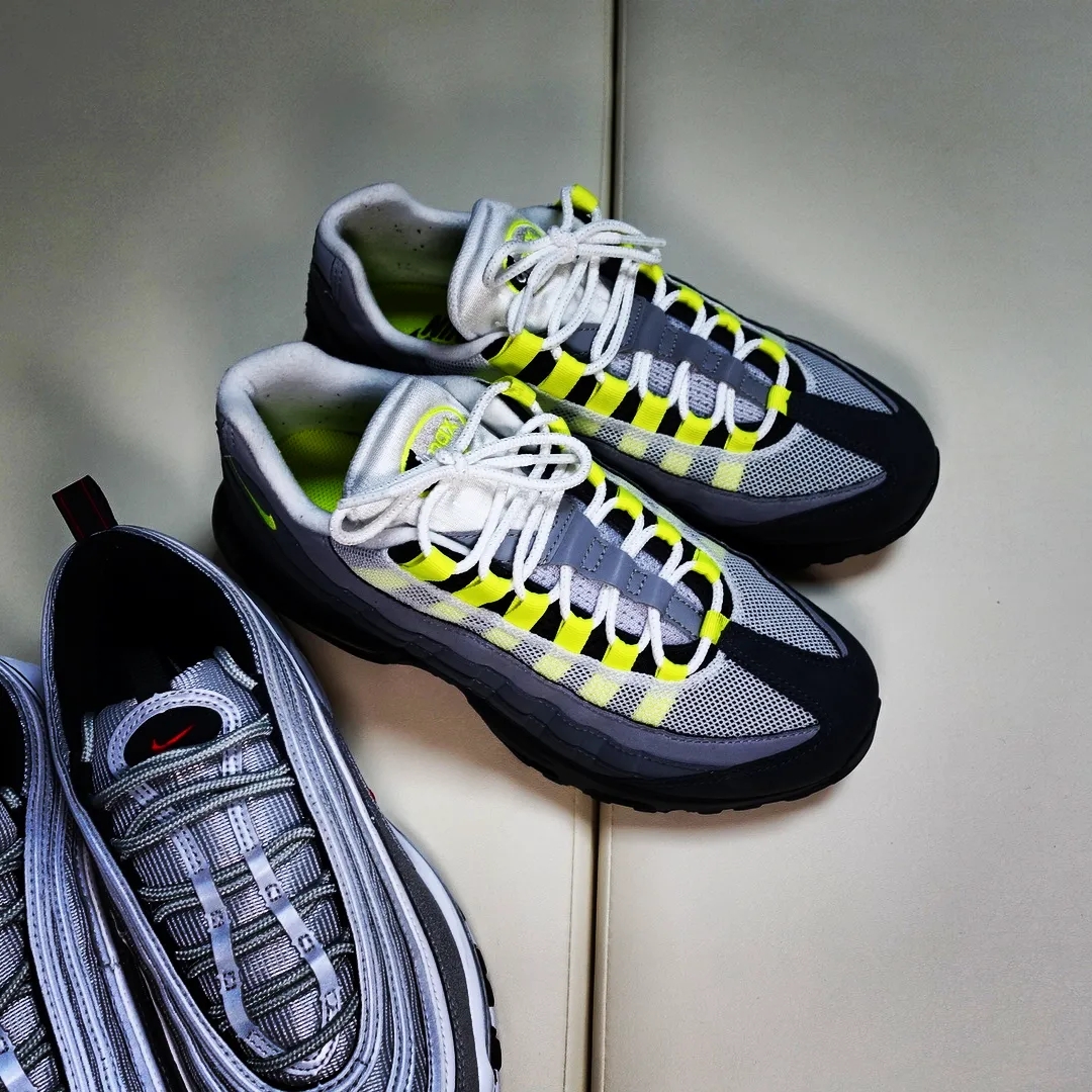 Nike Air Max 98 Gundam 2018, Nike x Denham Air Max 95 Volt 착용 스타일 - 3