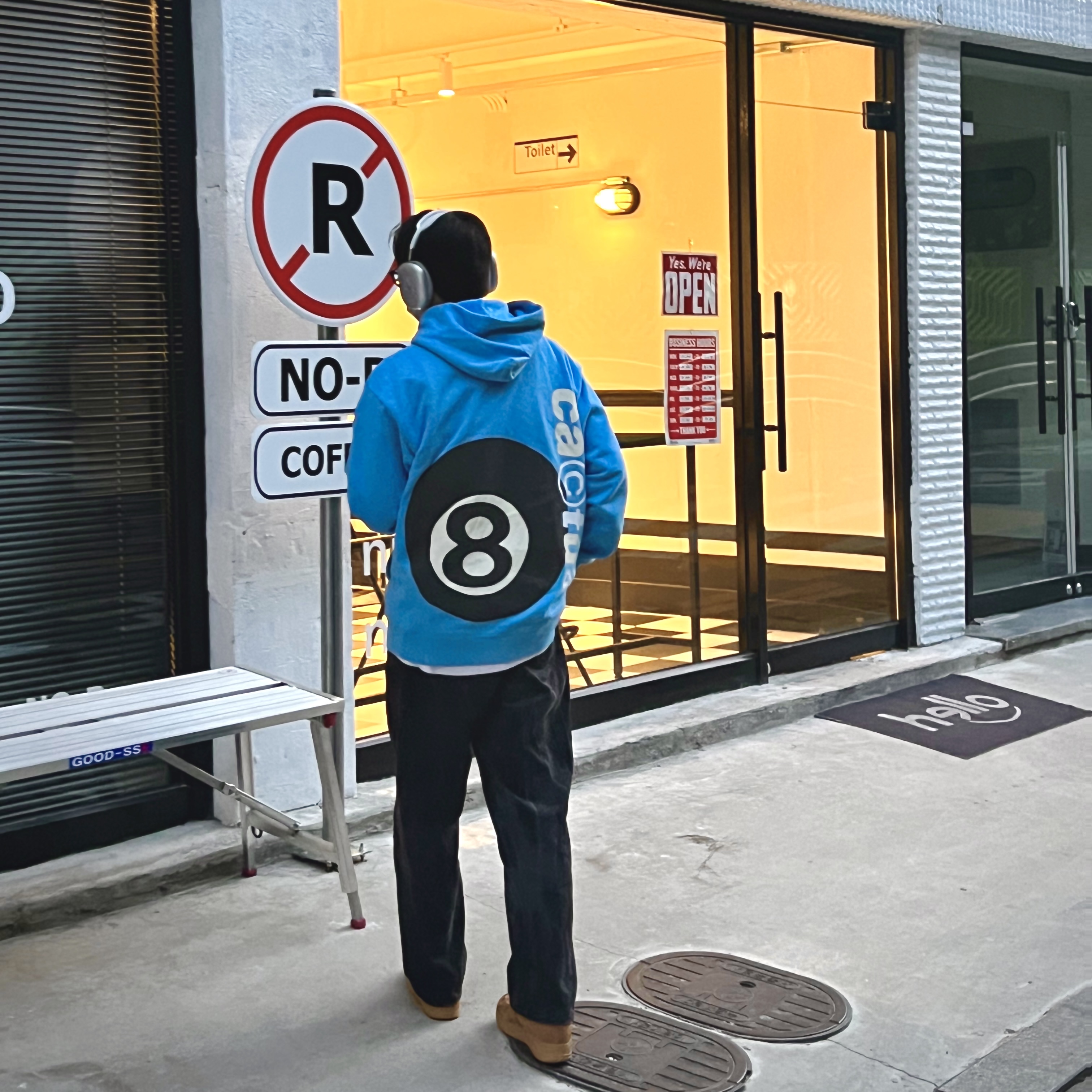Stussy x Cactus Plant Flea Market 8 Ball Pigment Dyed Hoodie Blue, Apple AirPods Max Lightning Silver (Korean Ver.) 착용 스타일