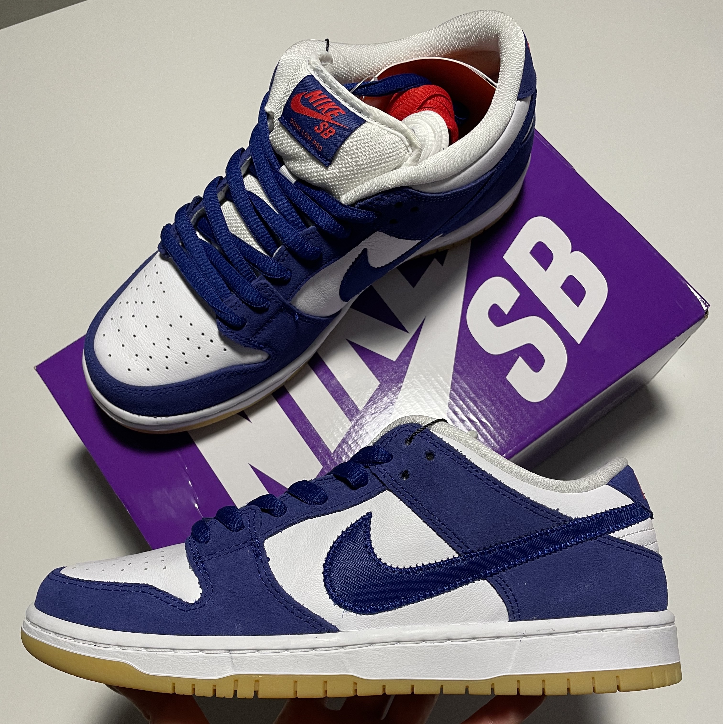Nike SB Dunk Low Pro Premium Deep Royal Blue 착용 스타일