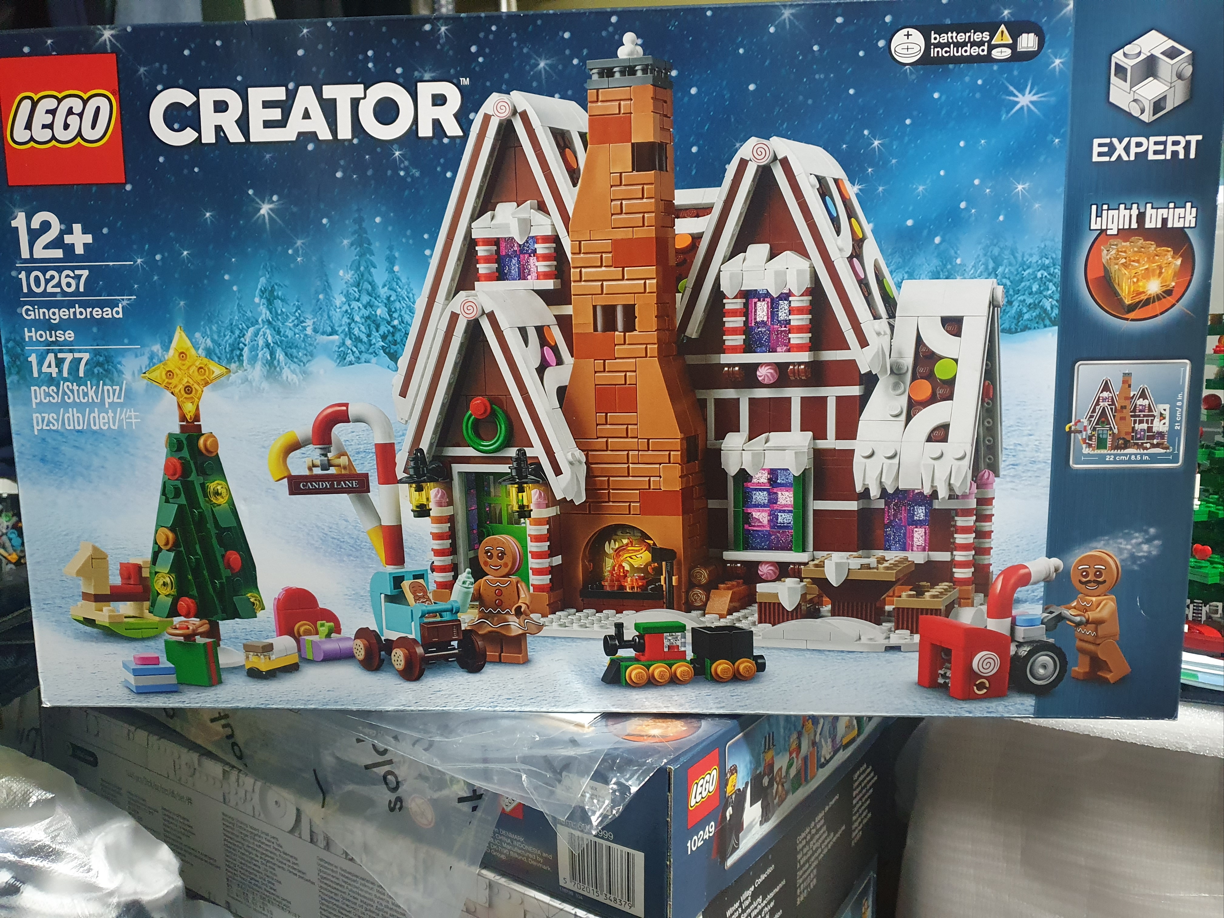 Lego Gingerbread House 착용 스타일 - 1