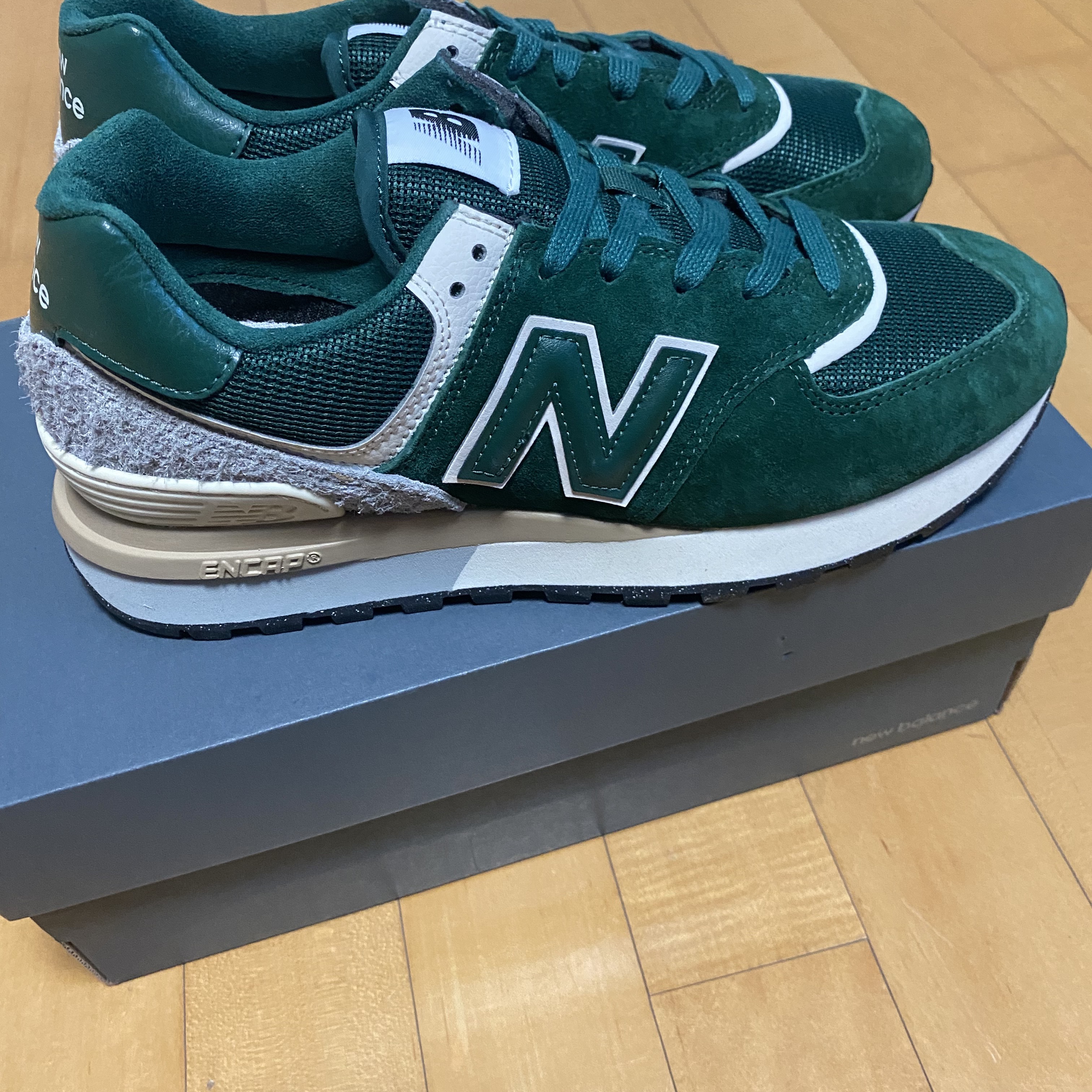 New Balance 574 Legacy Green 착용 스타일 - 3