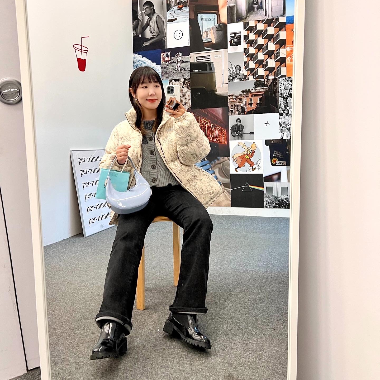 Zara x Ader Error Destroyed Crop Cardigan Blue 착용 스타일 - 3
