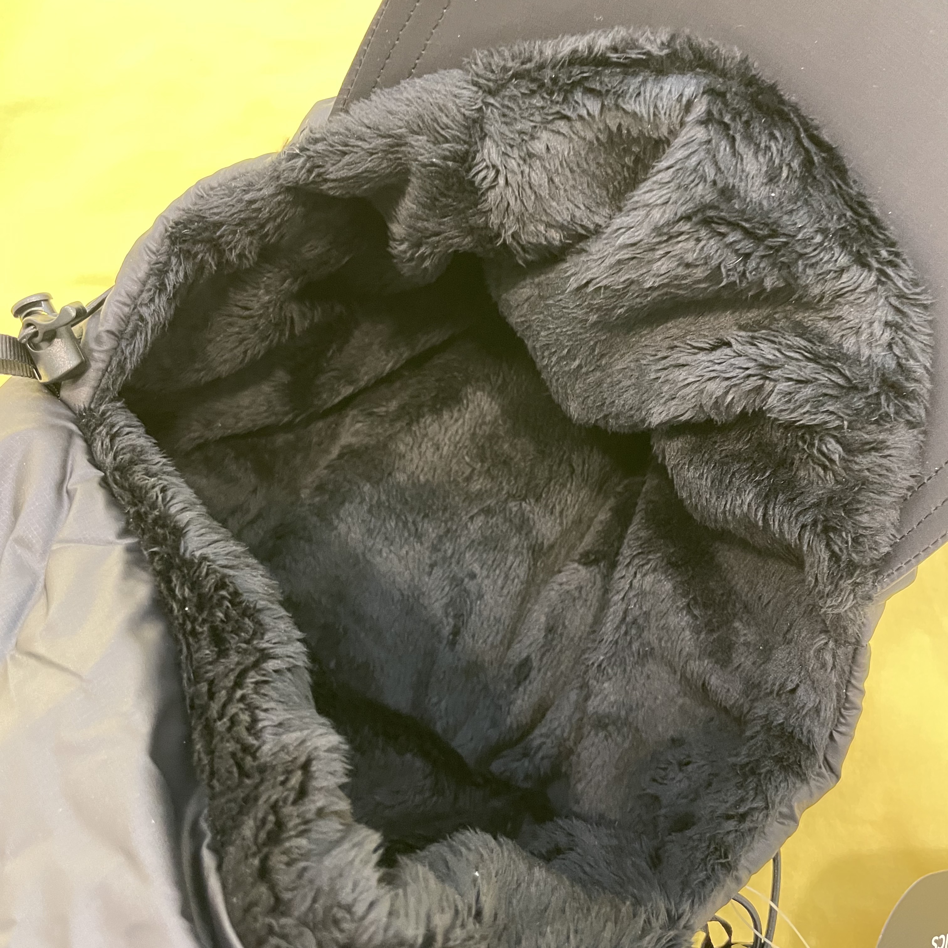 Supreme Cordura Puffer Balaclava Black - 22FW 착용 스타일 - 3