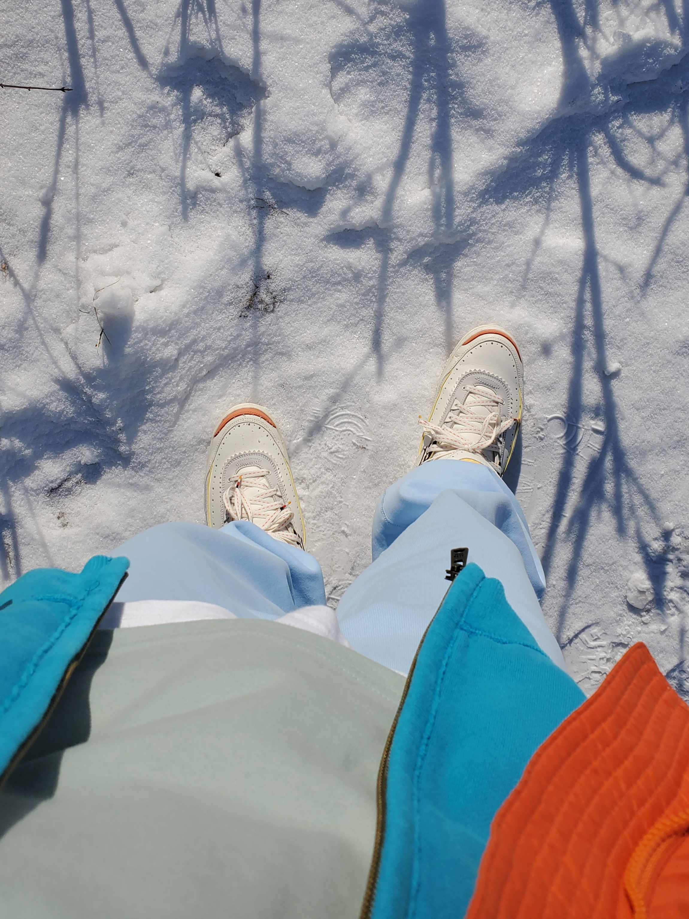 Nike NRG Solo Swoosh Fleece Pants Celestine Blue - US/EU, Jordan 2 x Maison Chateau Rouge Retro SP Orange and Sail 착용 스타일 - 2