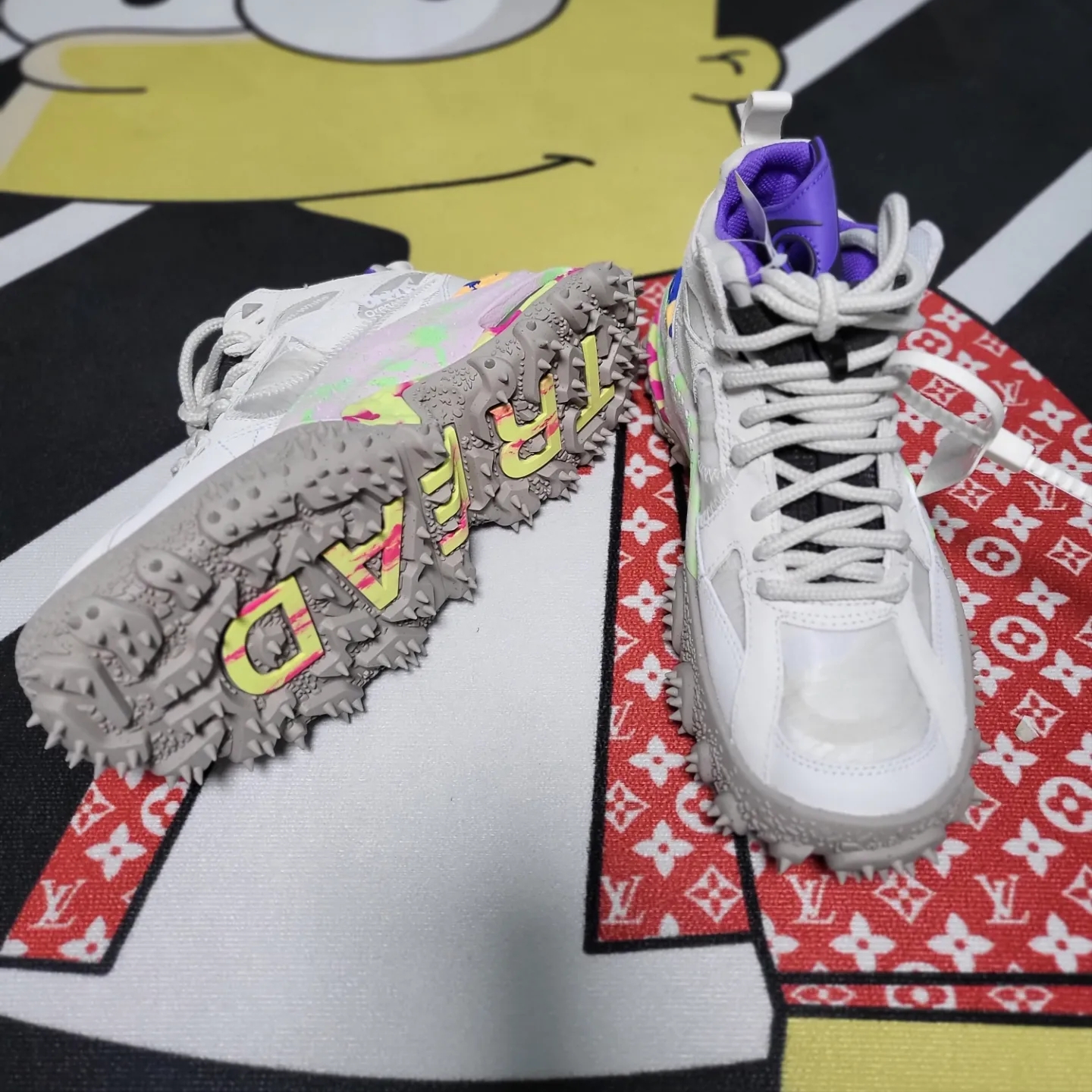 Nike x Off-White Terra Forma Summit White and Psychic Purple 착용 스타일 - 1
