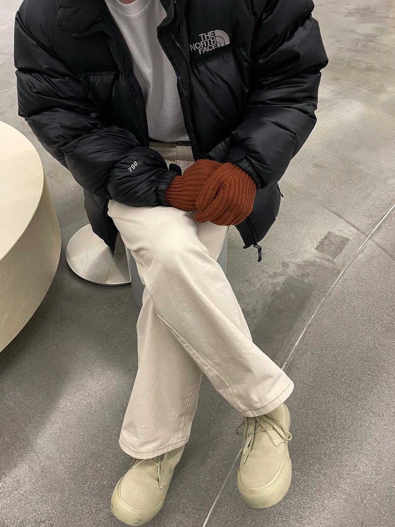 The North Face 1996 Eco Nuptse Jacket Black 착용 스타일 - 2