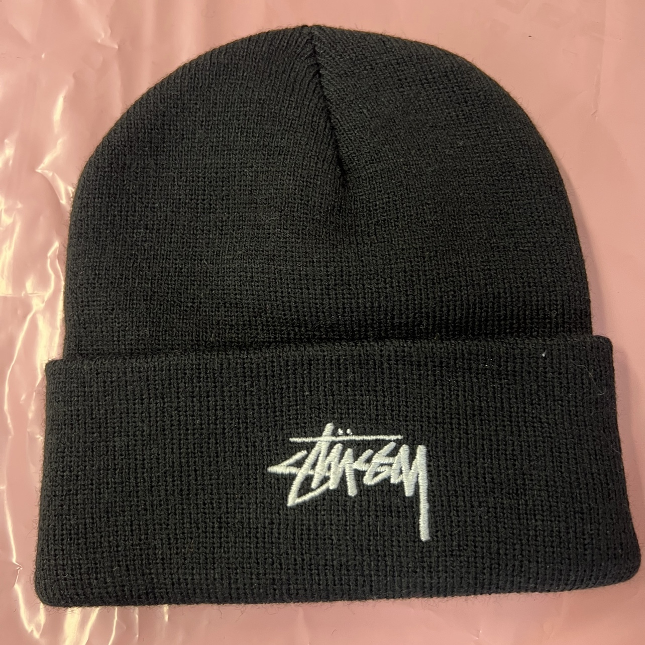 Stussy x Our Legacy Yin Yang Beanie Black 착용 스타일 - 2