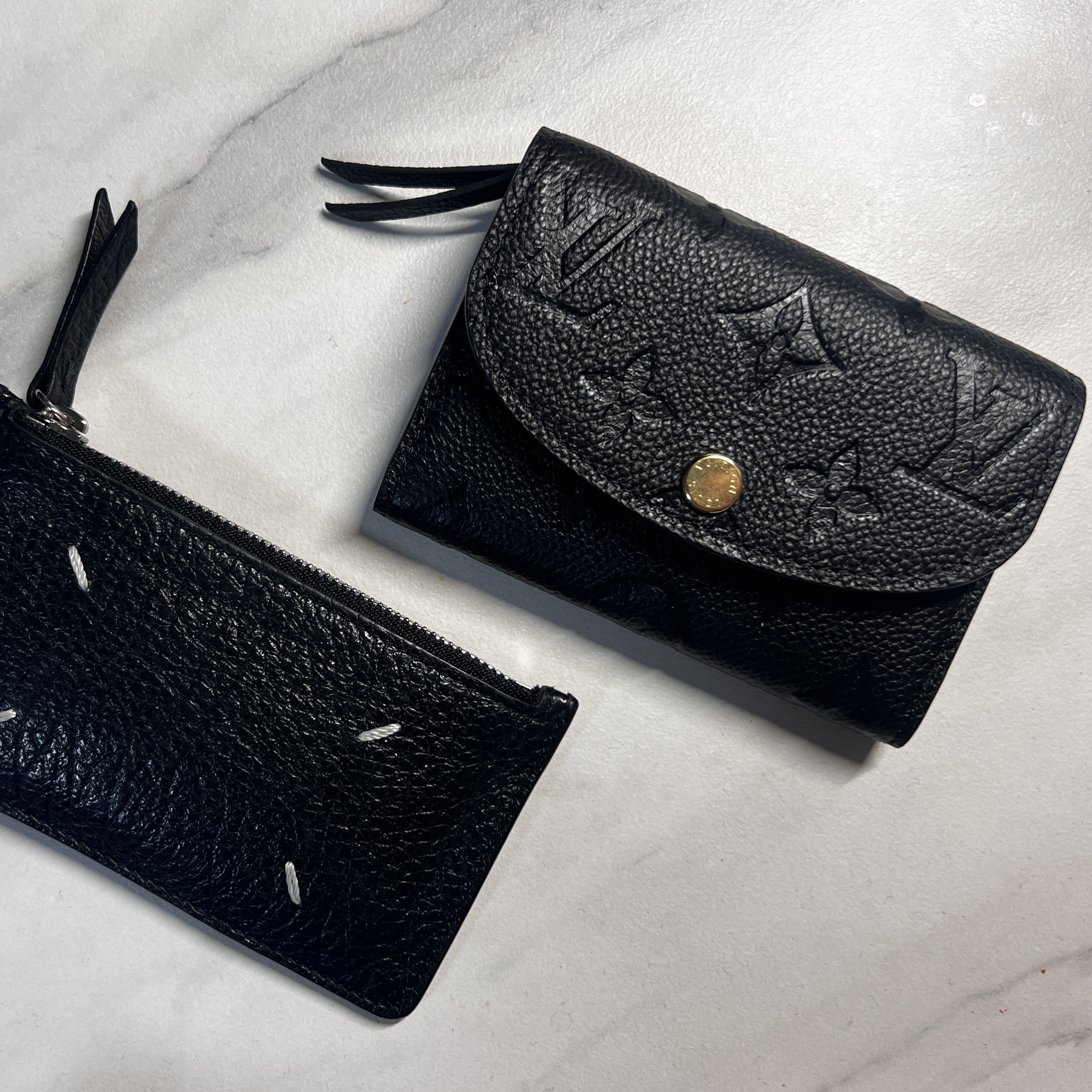 Louis Vuitton Rosalie Coin Purse Monogram Black, Maison Margiela Bovine Leather Zipped Card Holder Black 착용 스타일
