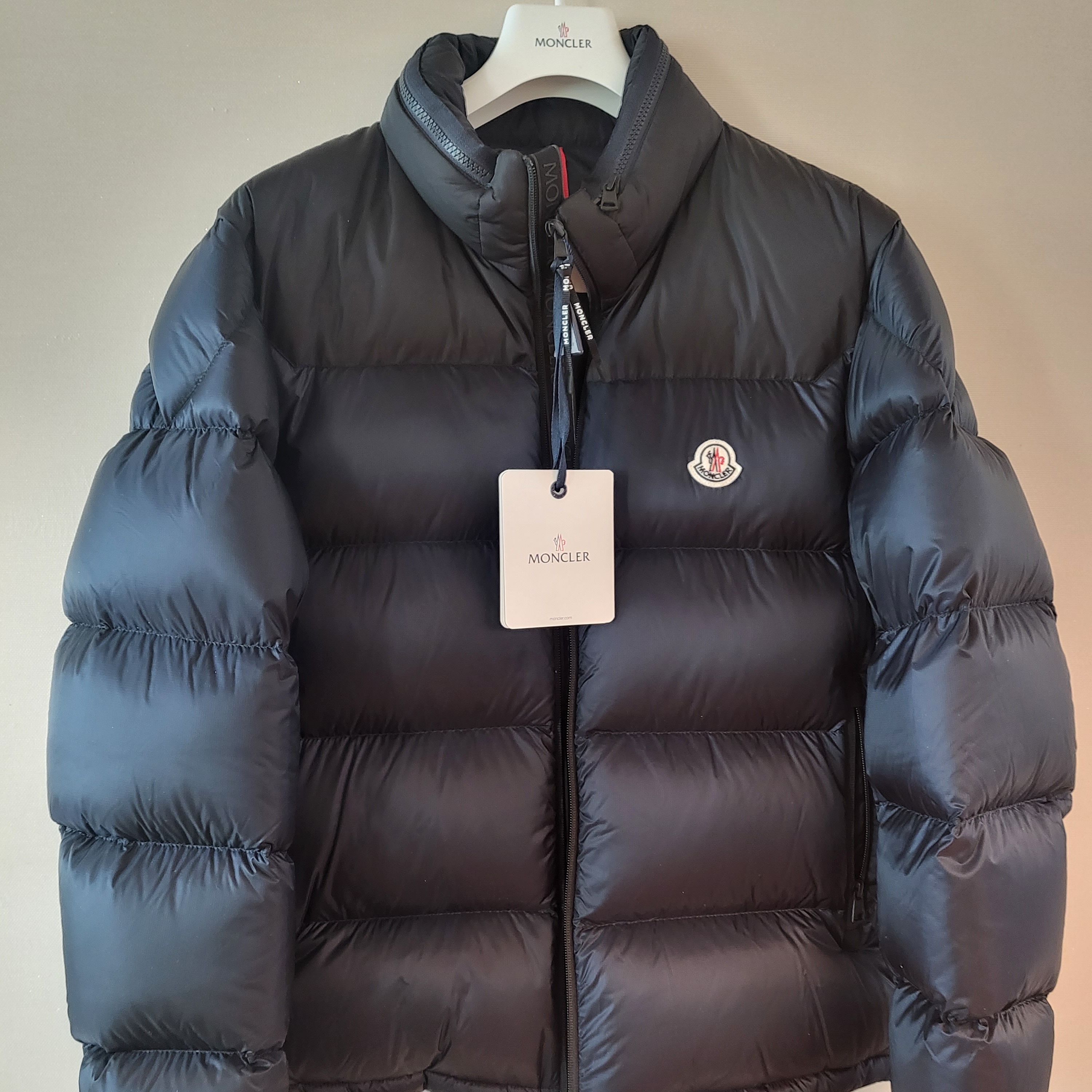 Moncler Peuplier Short Down Jacket Navy Blue - 22FW 착용 스타일