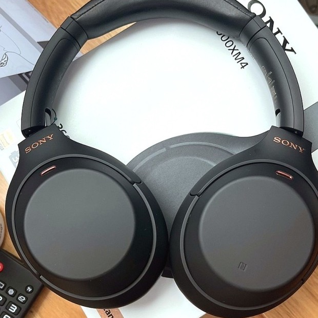 Sony WH-1000XM5 Black (Korean Ver.) 착용 스타일