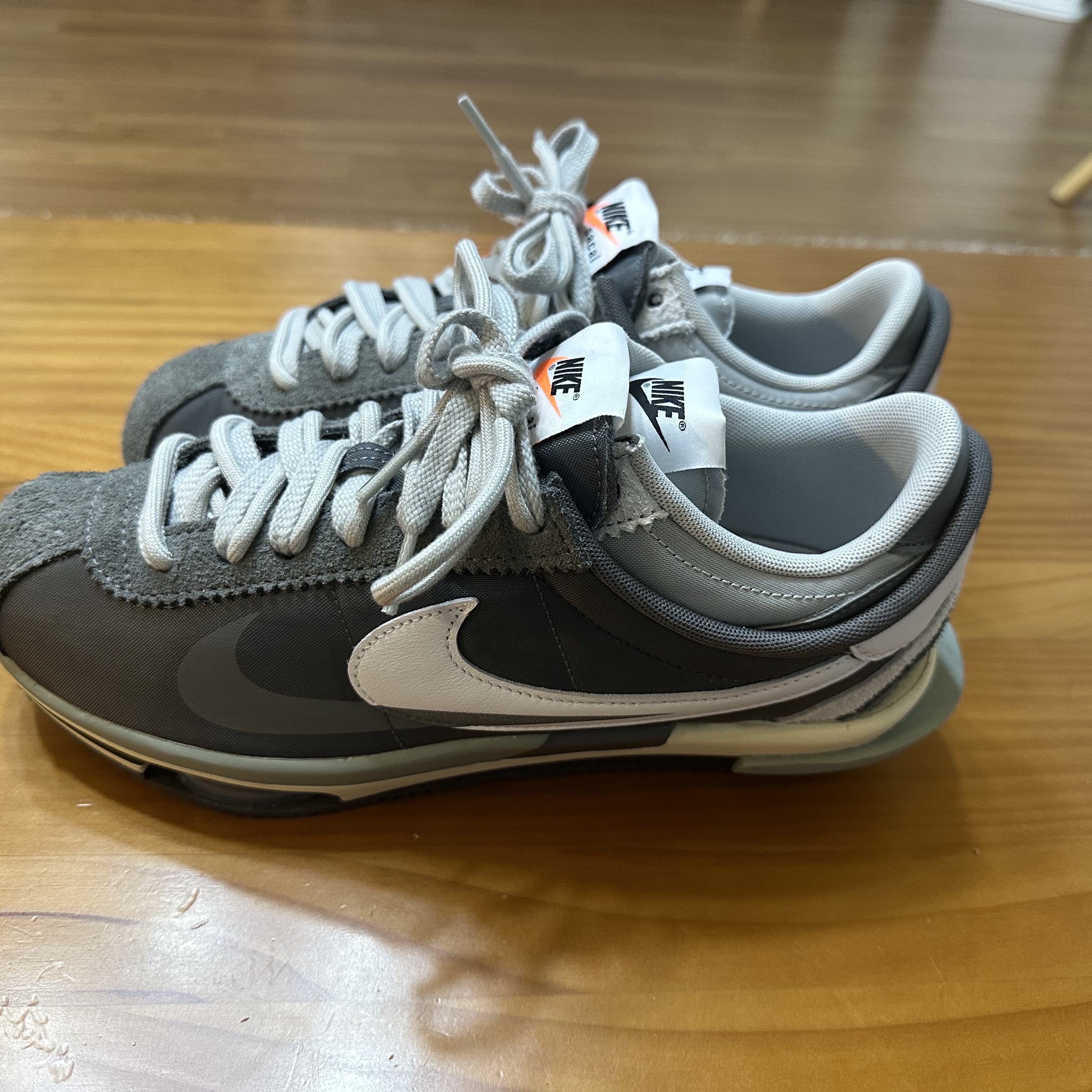 Nike x Sacai Zoom Cortez SP Iron Grey 착용 스타일