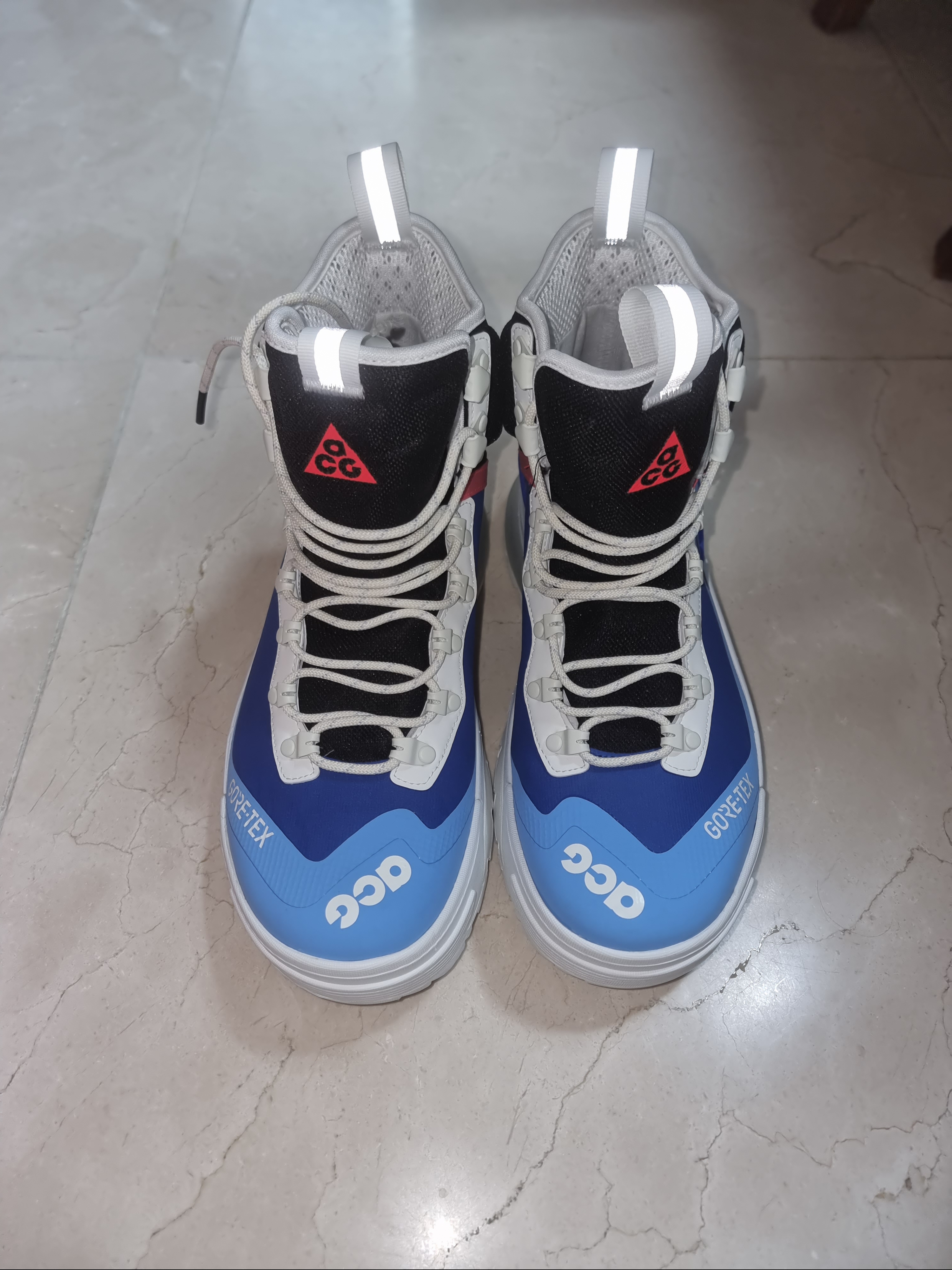 Nike ACG Air Zoom Gaiadome Gore-Tex Hyper Royal 착용 스타일 - 1