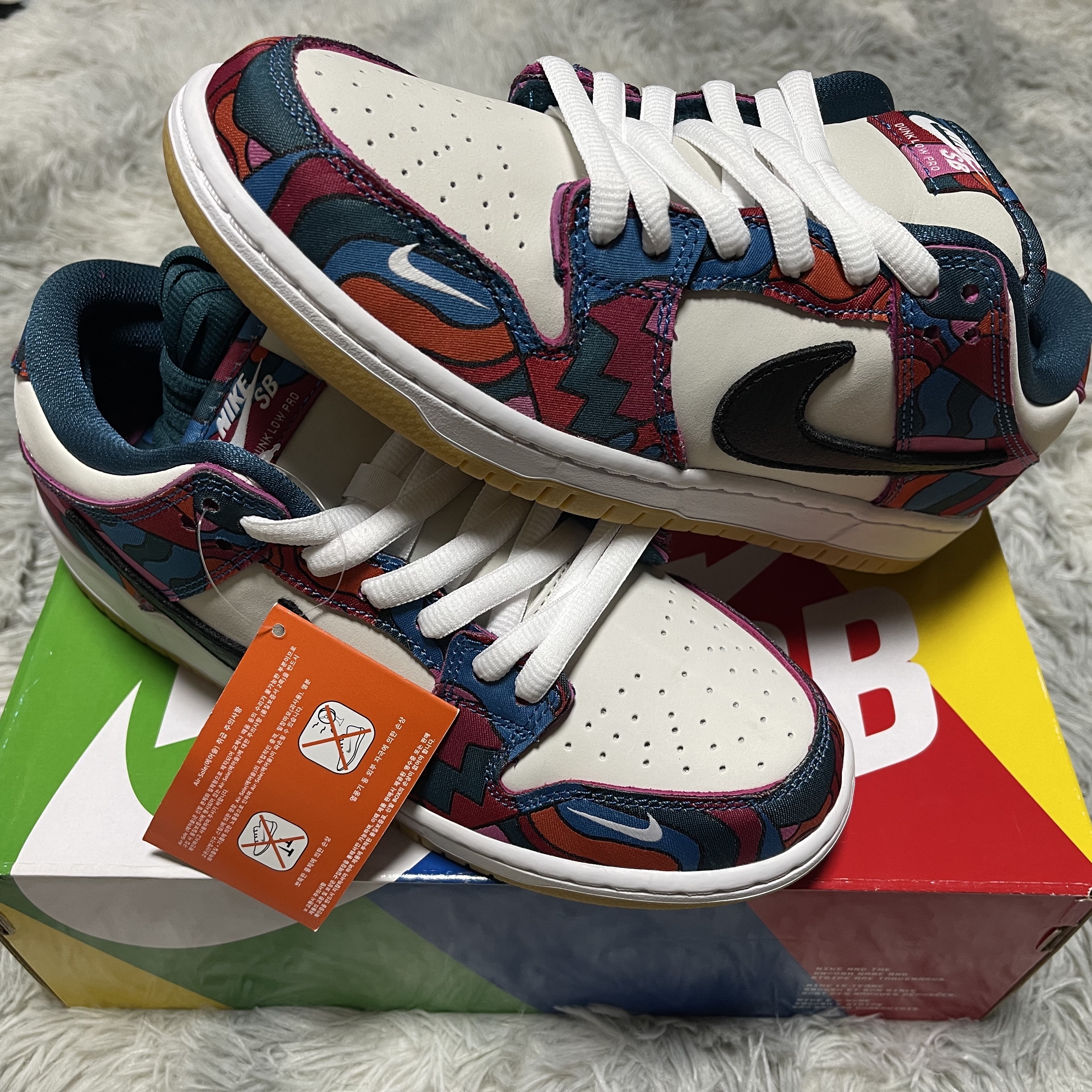 Nike x Parra SB Dunk Low Pro Abstract Art 착용 스타일