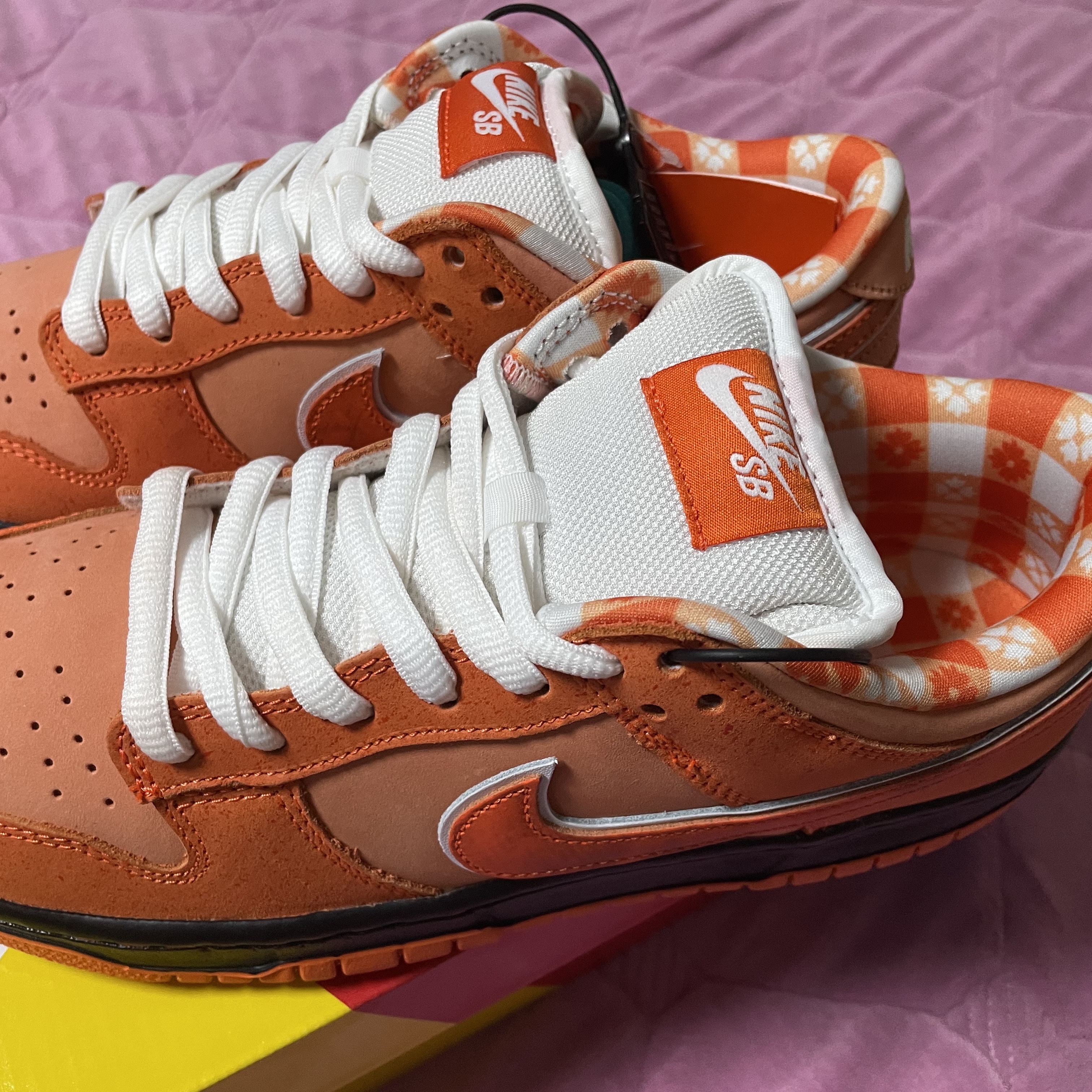 Nike x Concepts SB Dunk Low Orange Lobster (Regular Box) 착용 스타일 - 1
