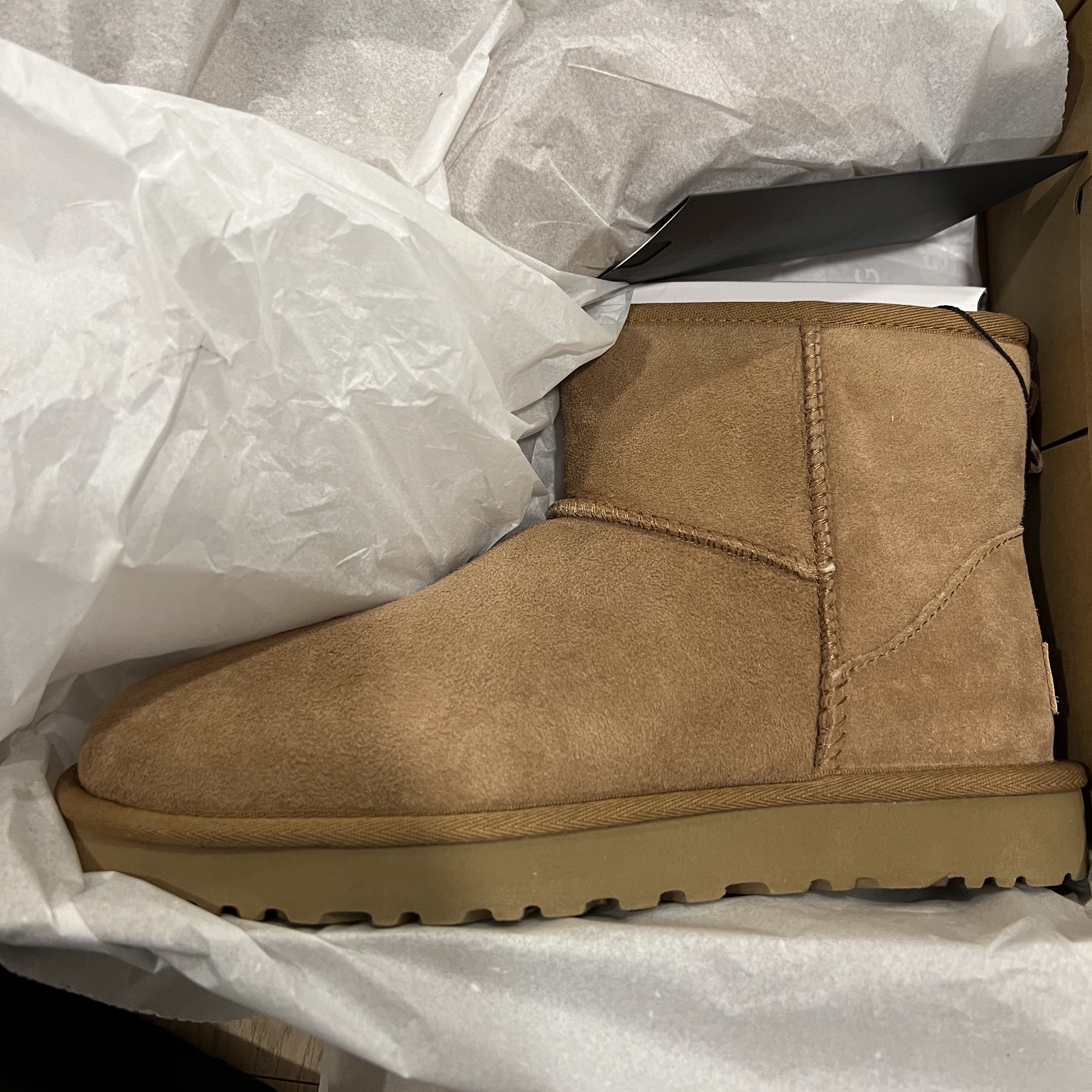 (W) UGG Classic Mini II Boots Chestnut 착용 스타일 - 2