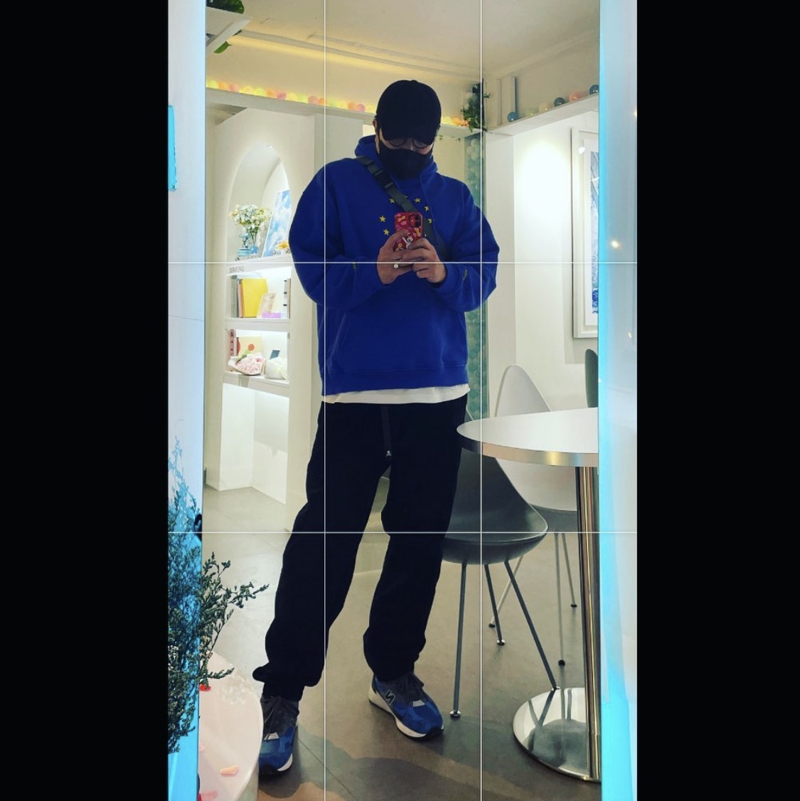 New Balance 992 Made in USA Blue Grey, Souvenir Official Eunify Classic Hoodie Blue 착용 스타일 - 2