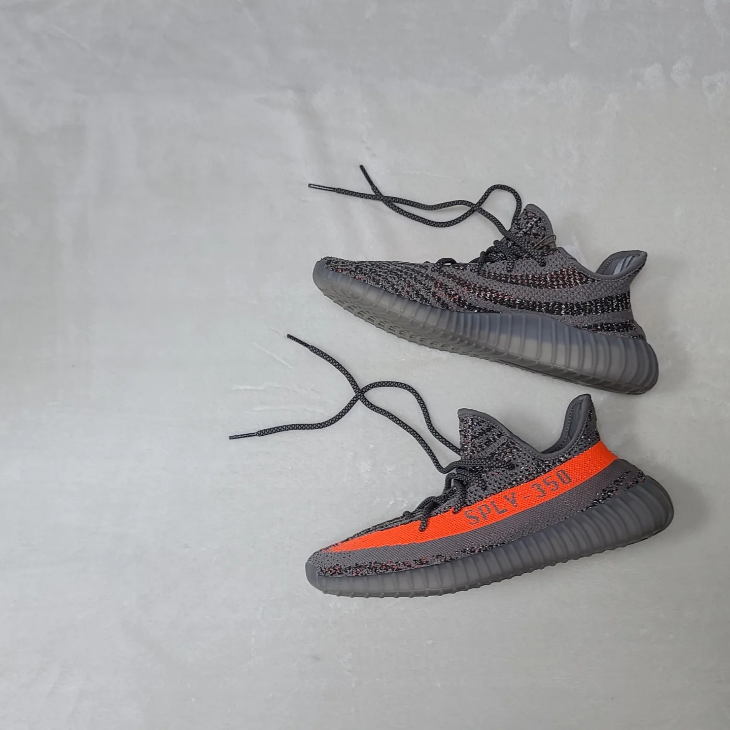 Adidas Yeezy Boost 350 V2 Beluga - Reflective 착용 스타일 - 3