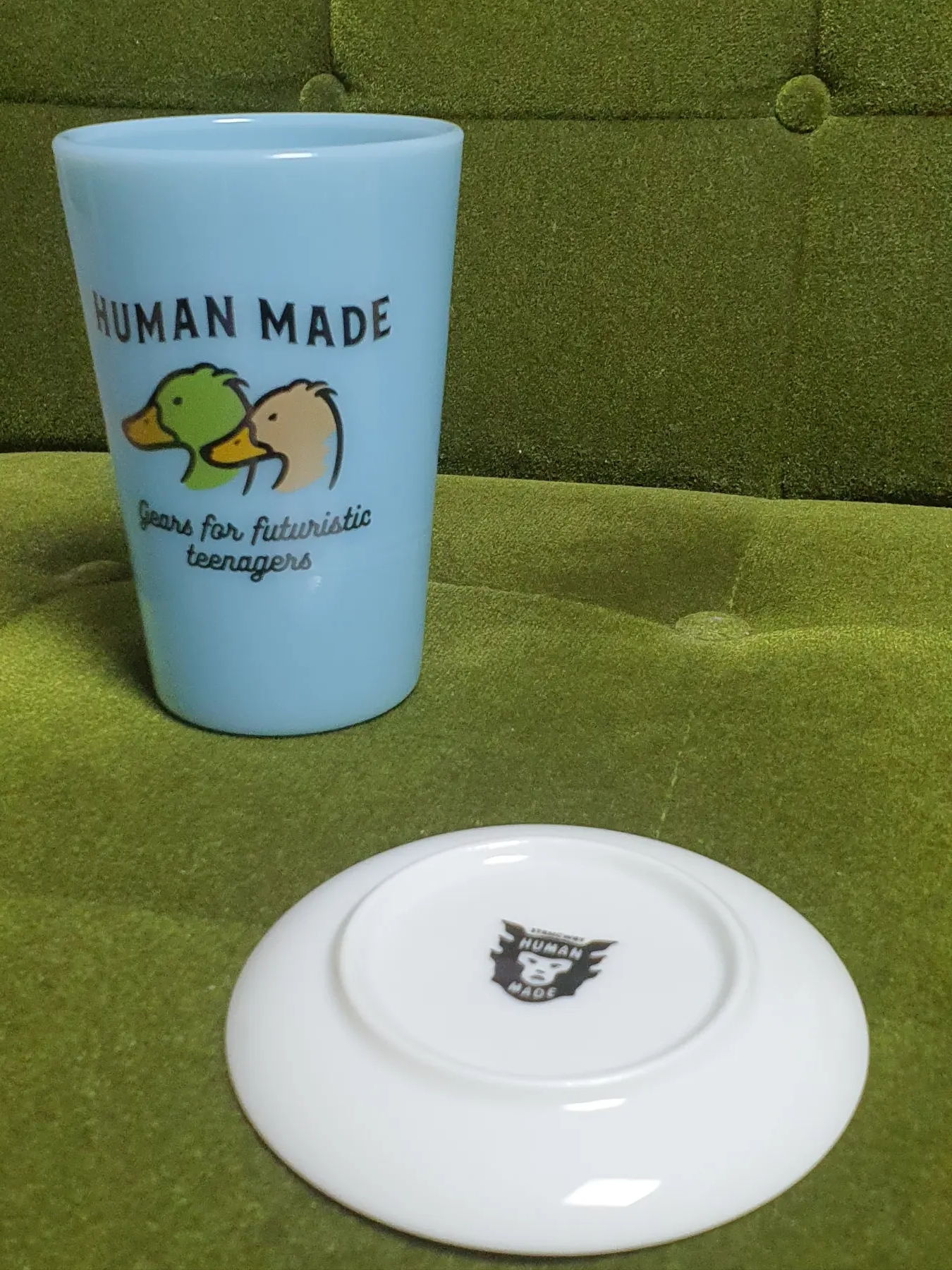 Human Made Heart Mamezara White, Human Made Duck Tumbler Blue 착용 스타일 - 2