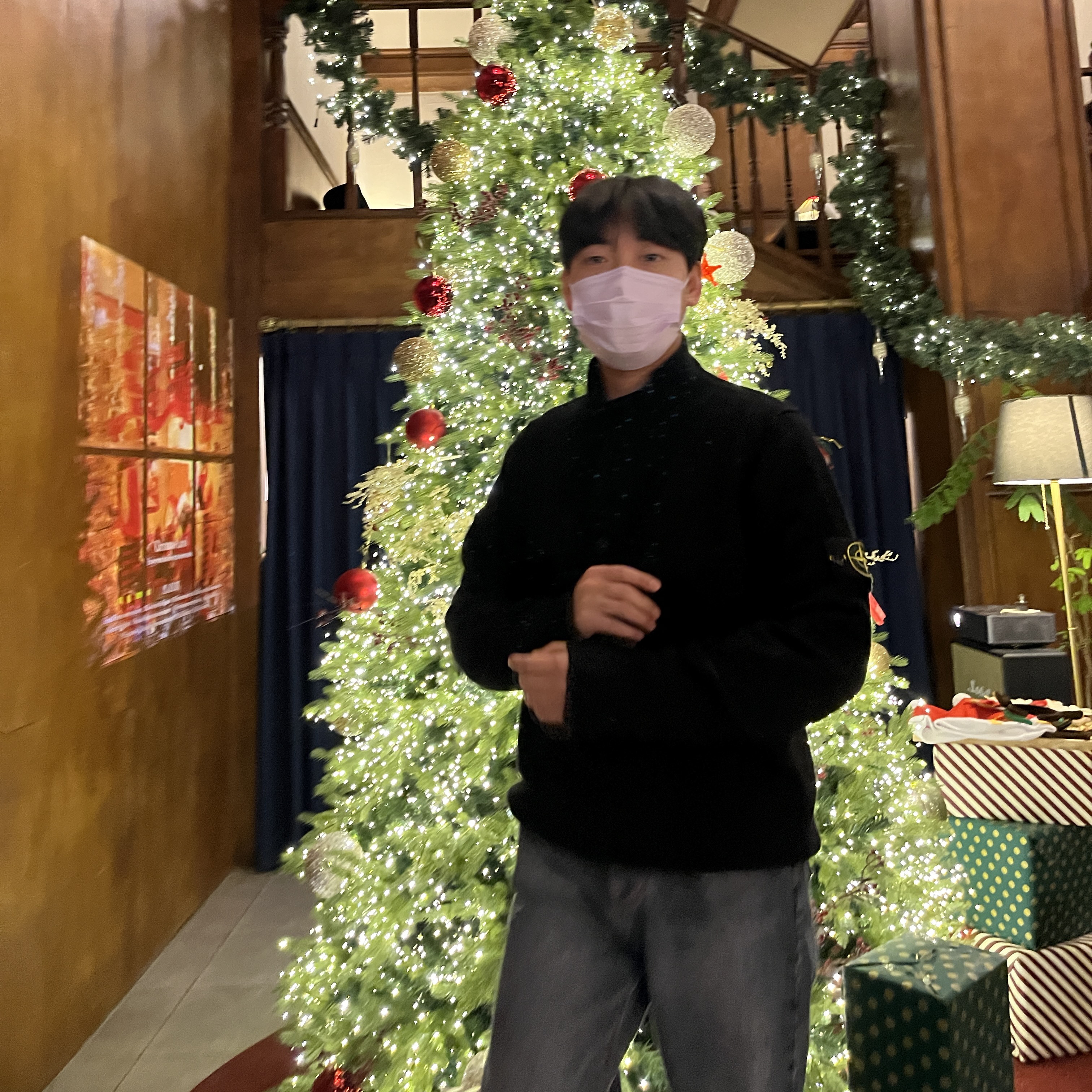 Stone Island 540A3 High Neck Half Button Lambswool Knit Black - 22FW 착용 스타일
