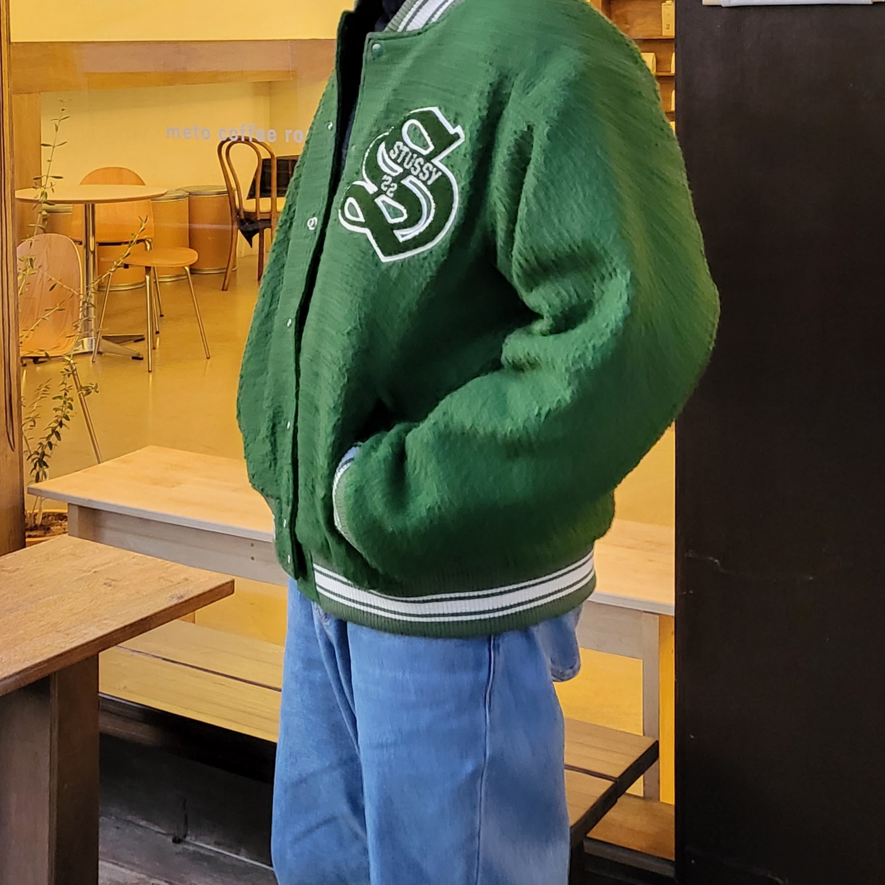 Stussy Casentino Wool Varsity Jacket Green 착용 스타일 - 1
