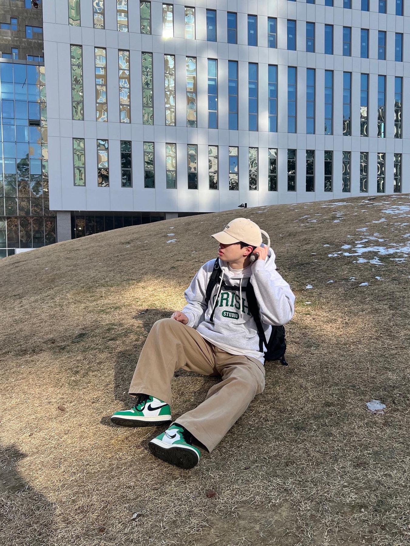 (W) Jordan 1 Retro High OG Lucky Green 착용 스타일 - 3