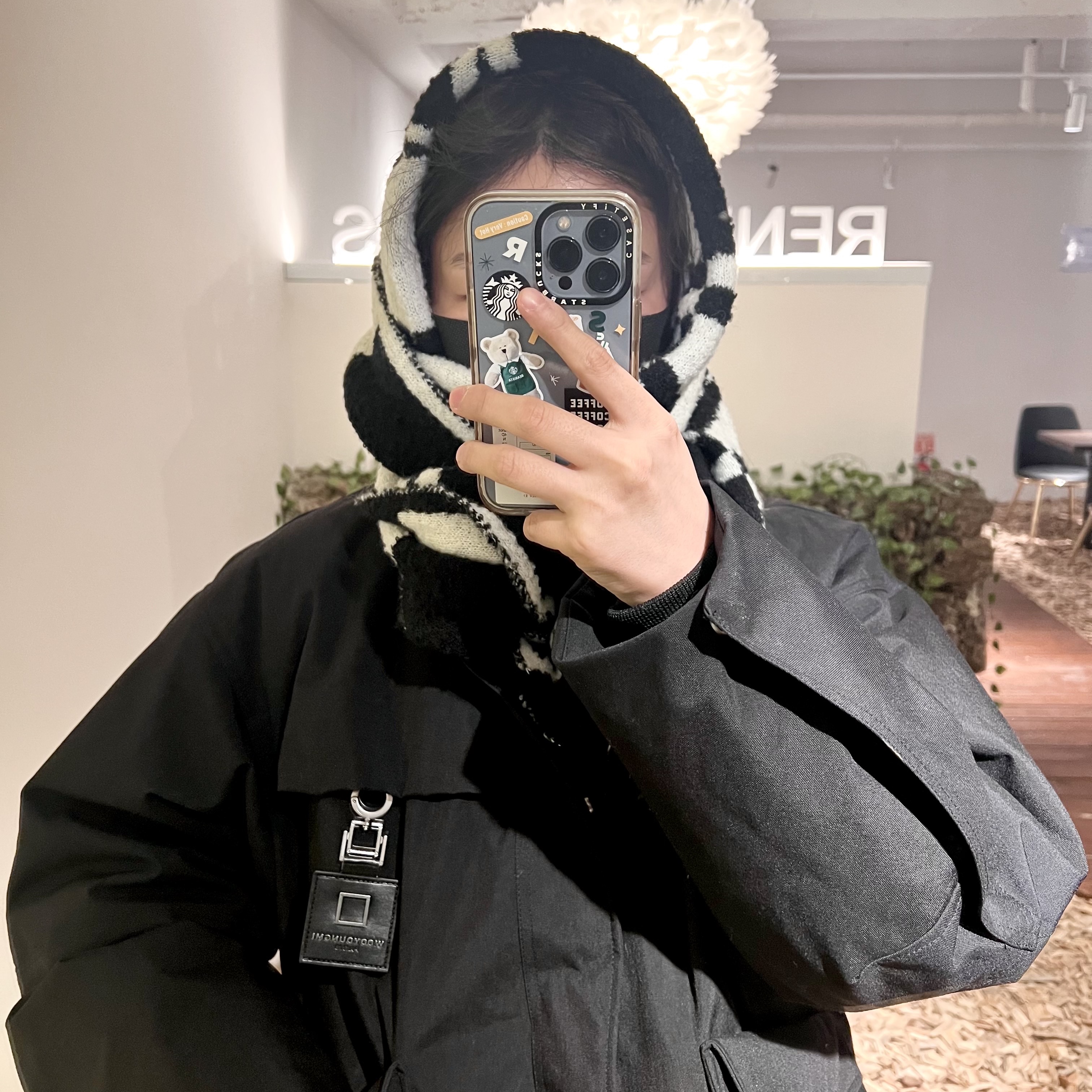 IAB Studio Pigment Sweatshirt & Mini Bag Mustard, Wooyoungmi Cordura Goose Down Jumper Black - 22FW 착용 스타일 - 2