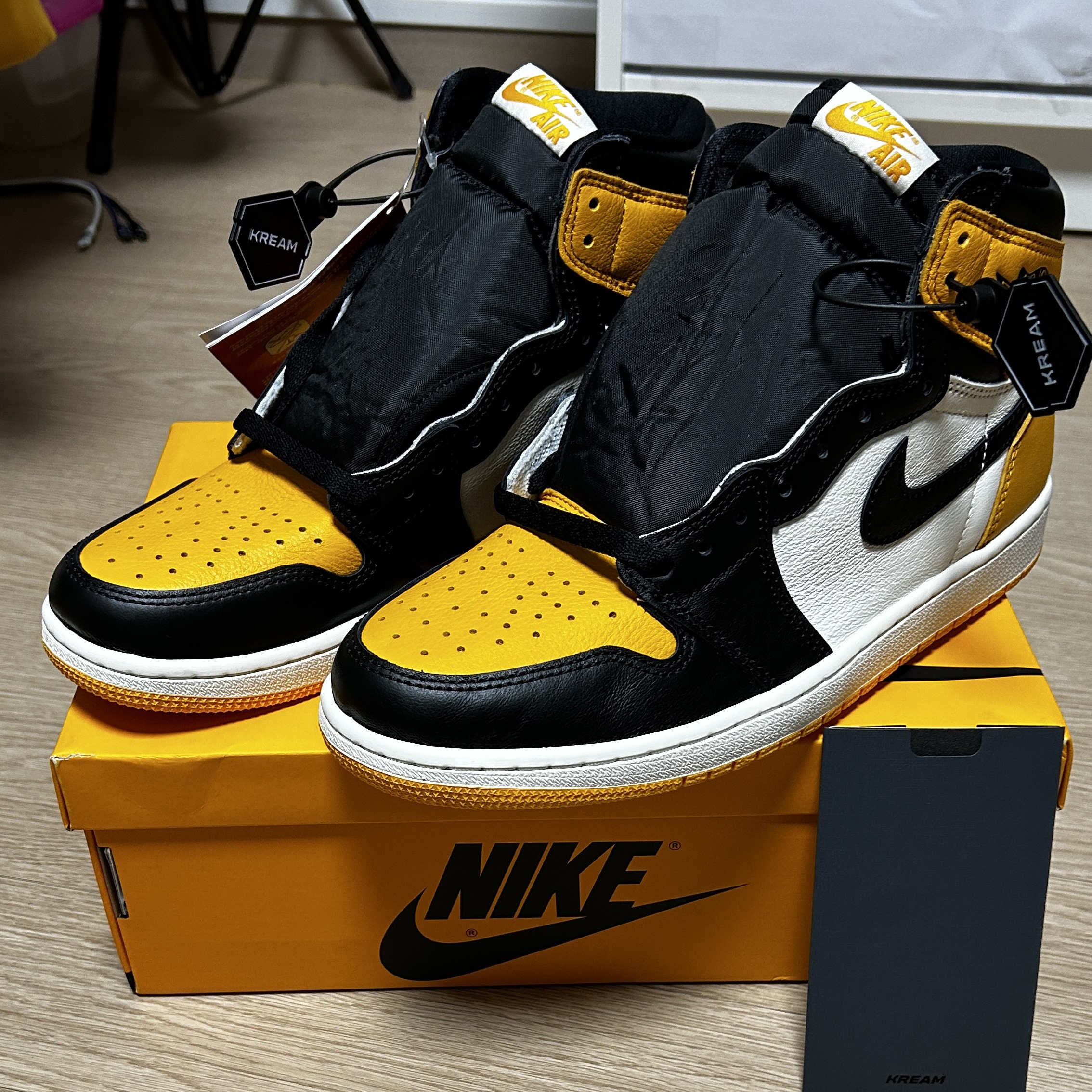 Jordan 1 Retro High OG Taxi 착용 스타일