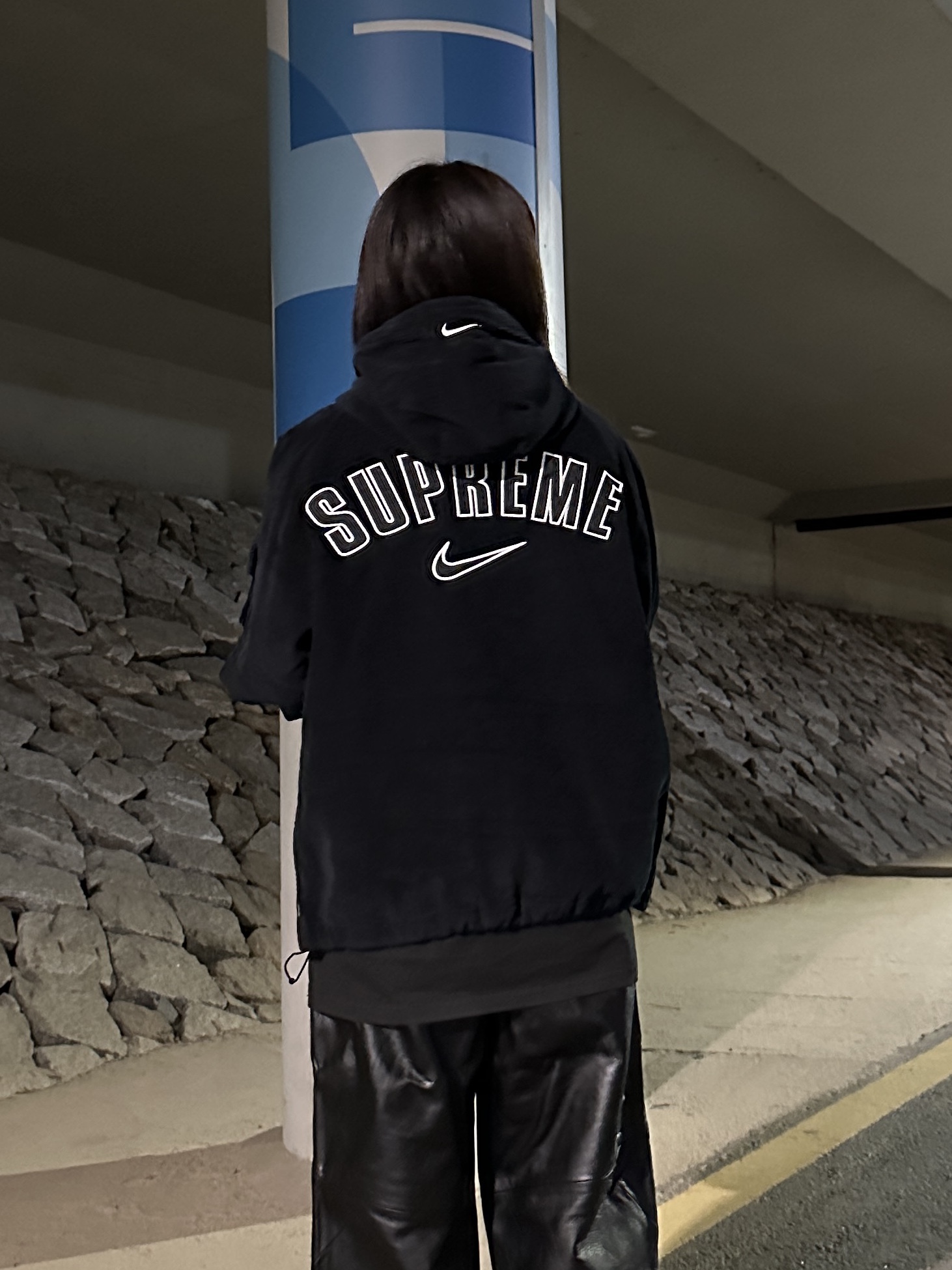 (GS) Nike Dunk Low Black, Supreme x Nike Arc Corduroy Hooded Jacket Black - 22SS 착용 스타일 - 3