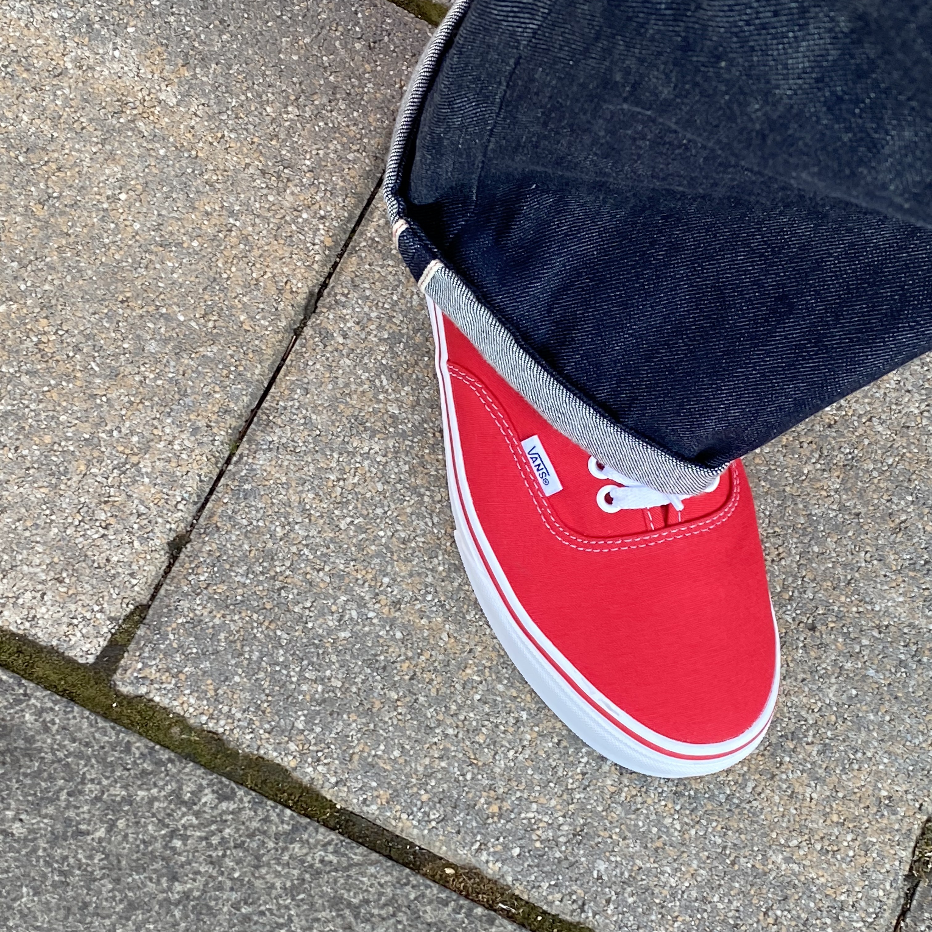 Vans Authentic Red 착용 스타일 - 2
