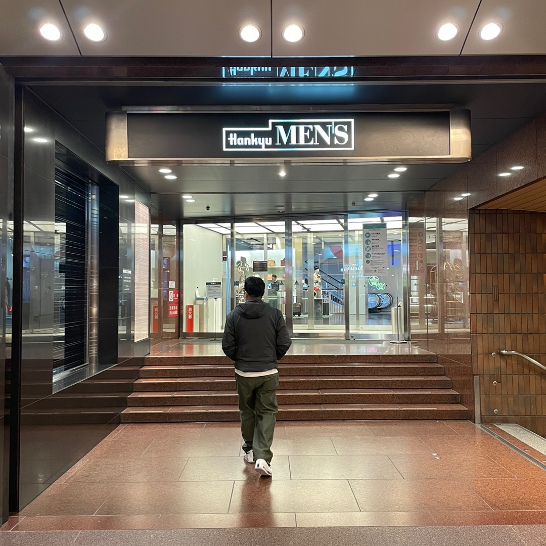 Arc'teryx Atom LT Hoody Glitch, Nike x Peaceminusone Air Force 1 Low Para-Noise 2.0 착용 스타일 - 2