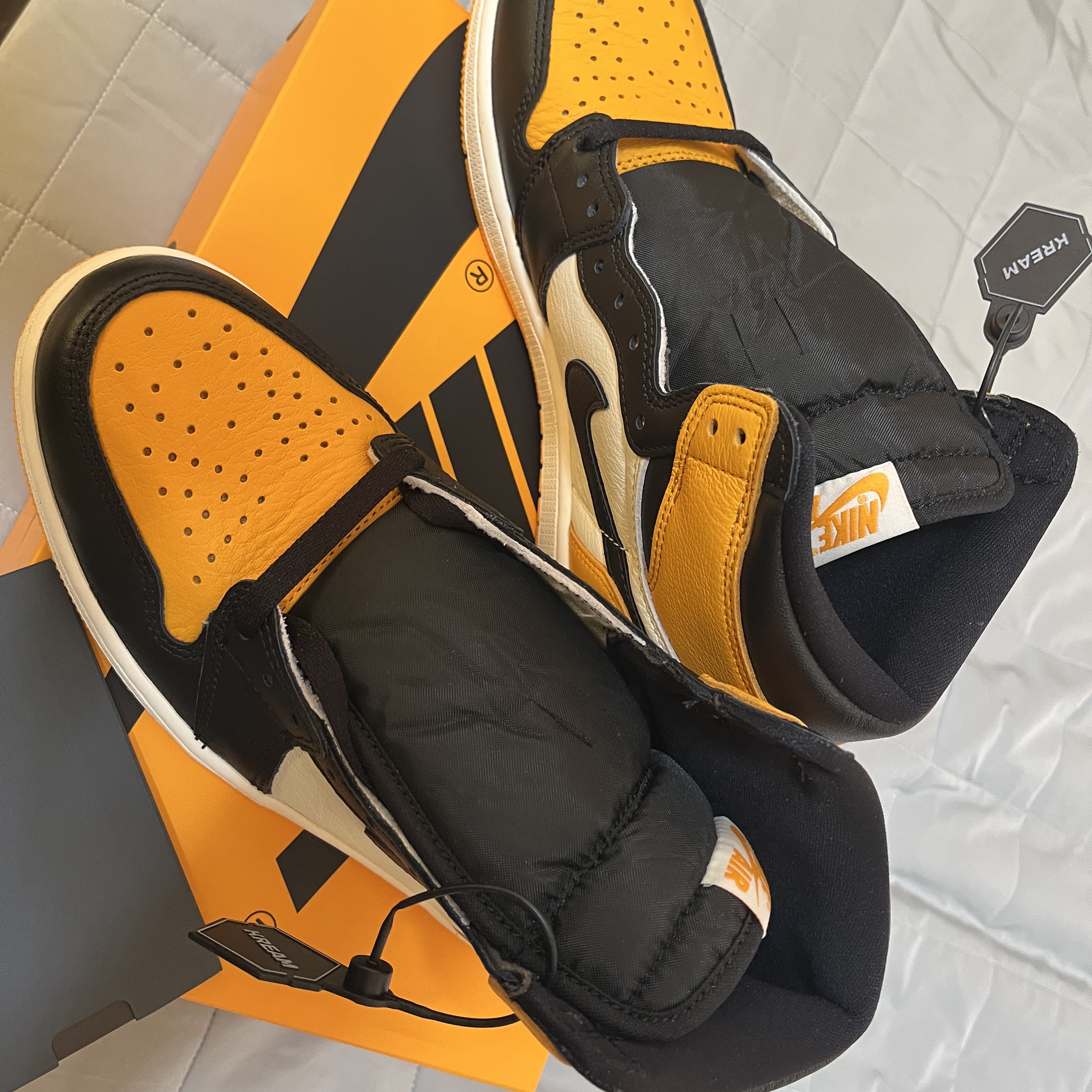 Jordan 1 Retro High OG Taxi 착용 스타일 - 2