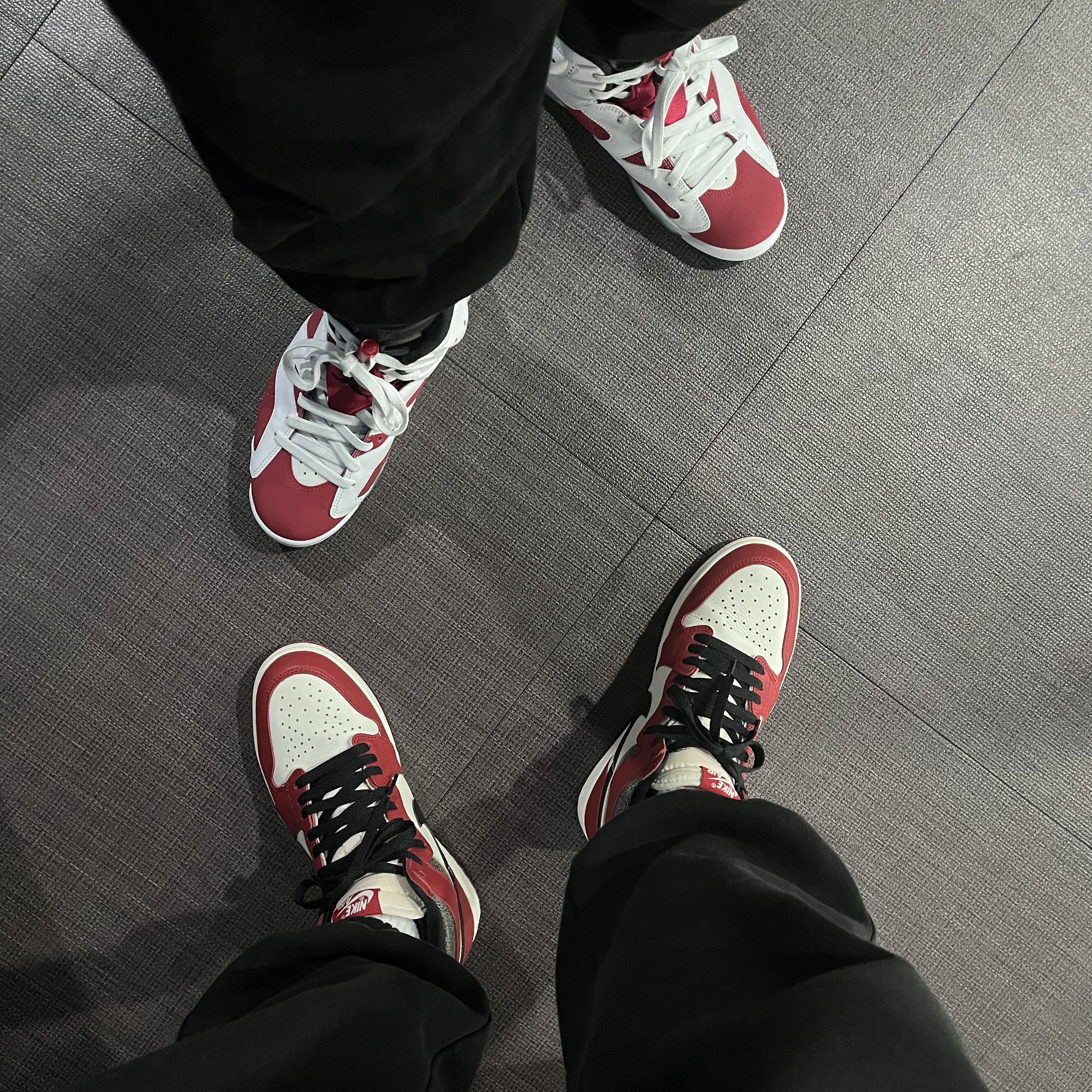 Jordan 1 Retro High OG Chicago 2022, Jordan 6 Retro Carmine 2021 착용 스타일 - 2