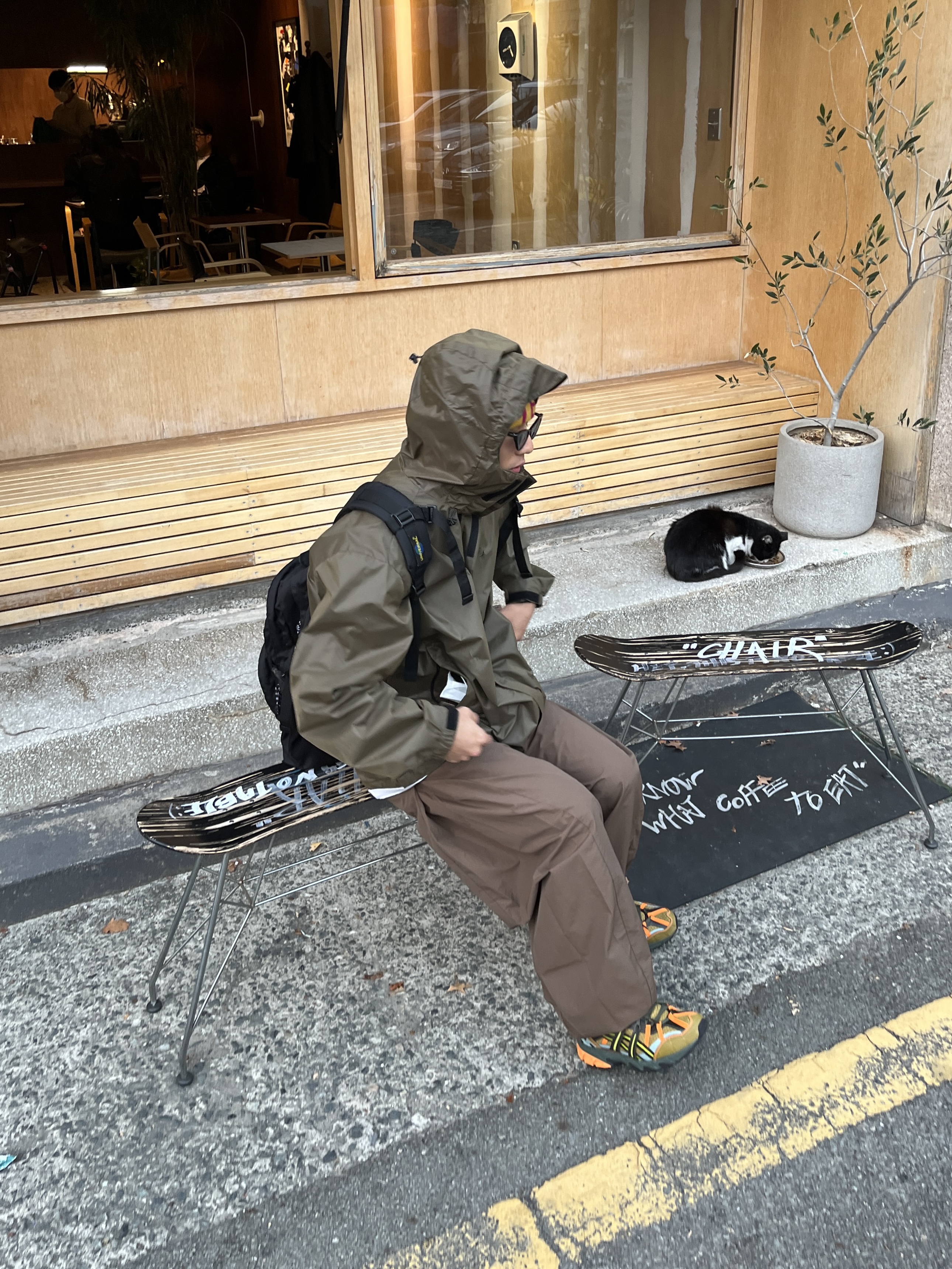 Sansan Gear Side Snap Pants Brown - 22FW, Asics x Andersson Bell Gel-Sonoma 15-50 Olive Oil Dark Brown 착용 스타일 - 2