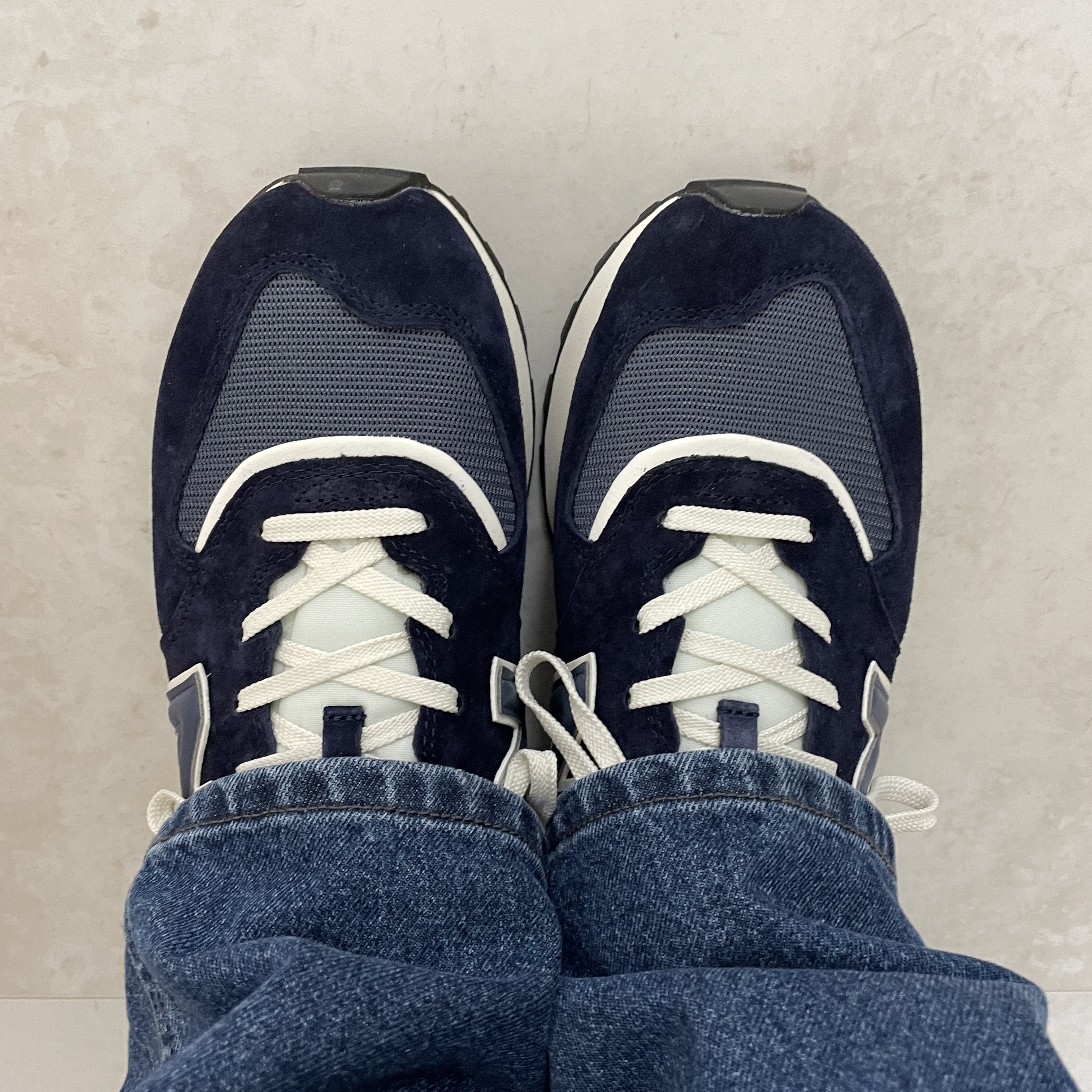 New Balance 574 Legacy Navy 착용 스타일