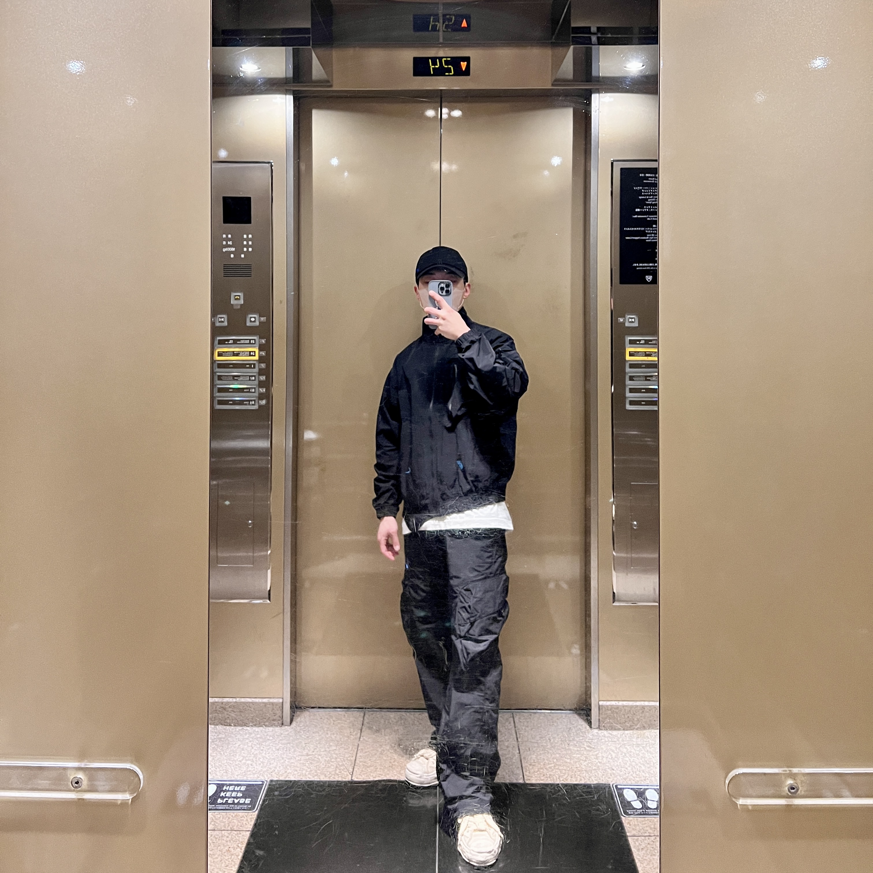 Nike x Off-White NRG Track Suit Black - Asia 착용 스타일