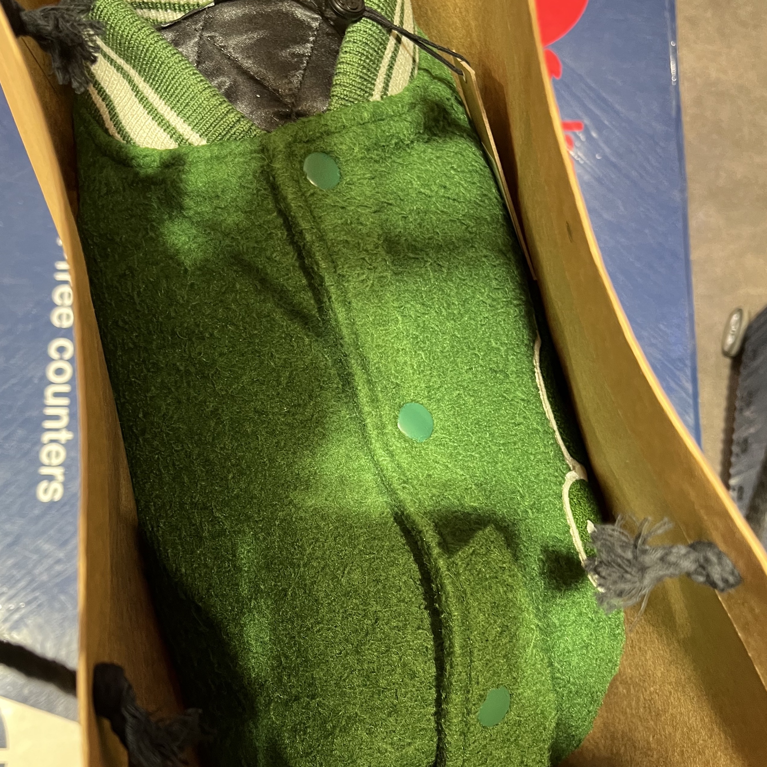 Stussy Casentino Wool Varsity Jacket Green 착용 스타일
