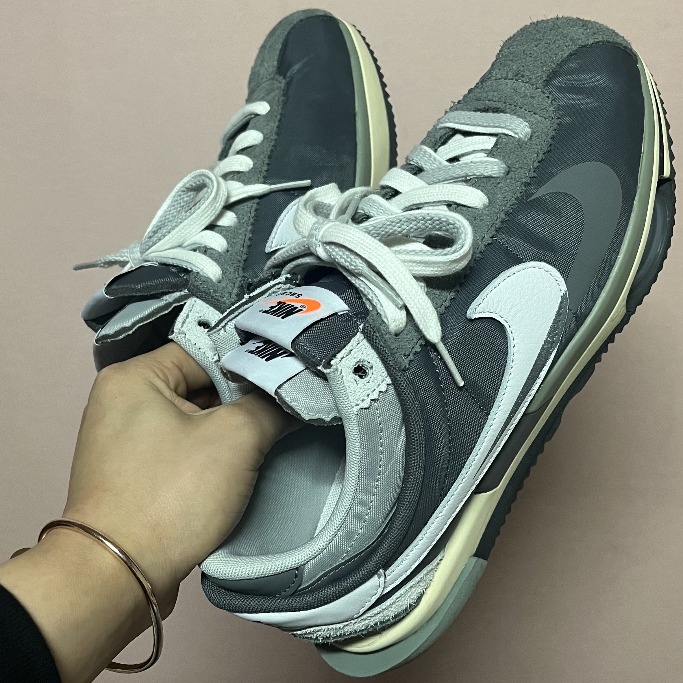 Nike x Sacai Zoom Cortez SP Iron Grey 착용 스타일
