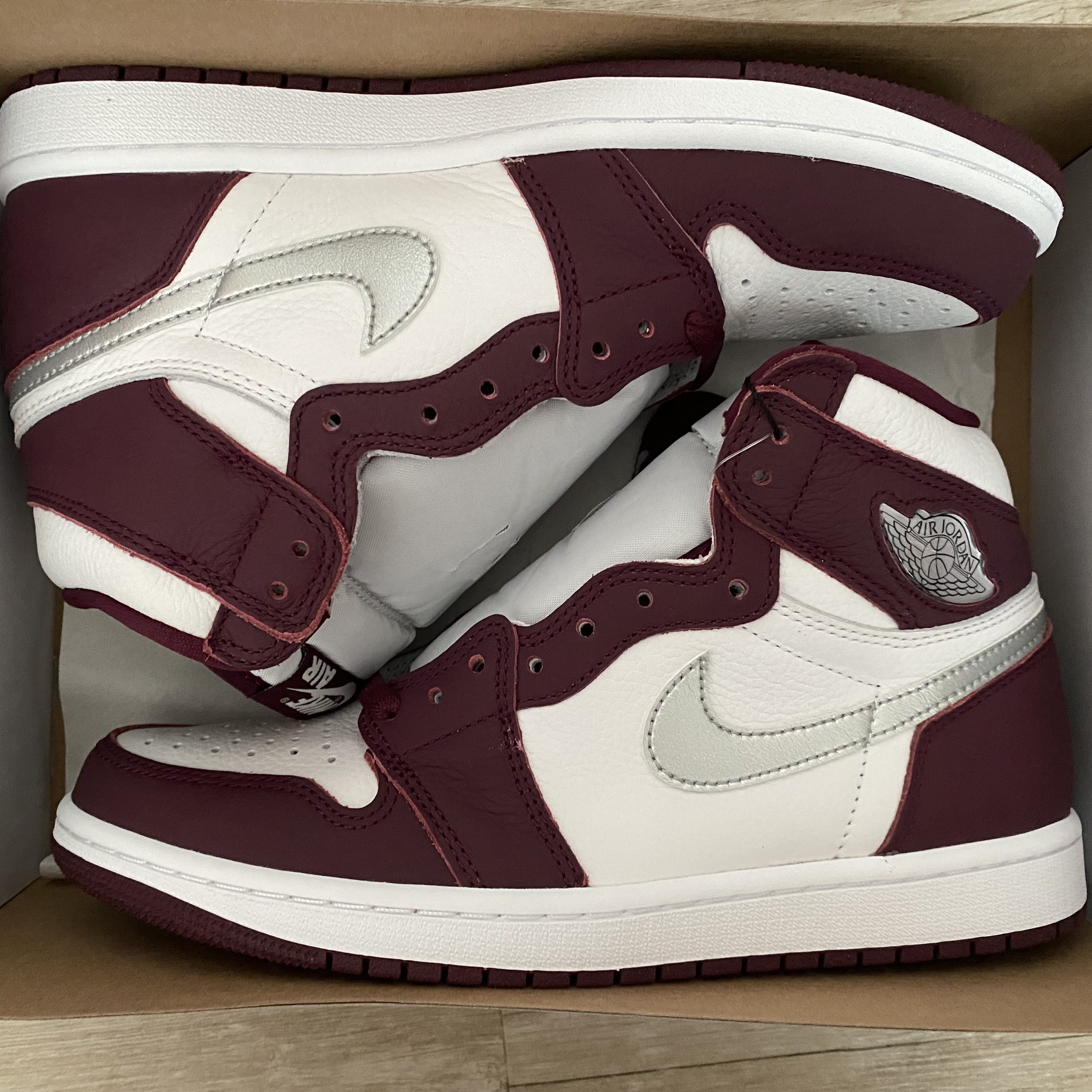 Jordan 1 Retro High OG Bordeaux 착용 스타일