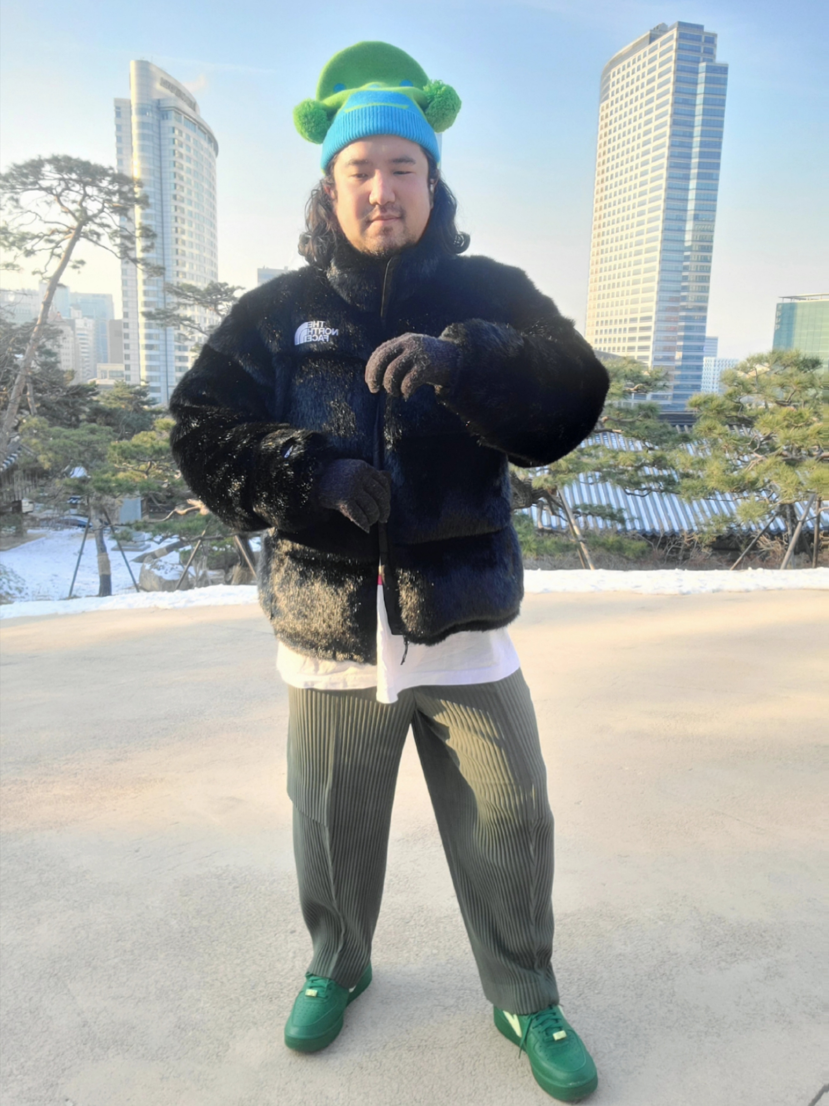 Supreme x The North Face Faux Fur Nuptse Jacket Black - 20FW, Nike x Ambush Air Force 1 Low SP Pine Green and Citron 착용 스타일 - 2