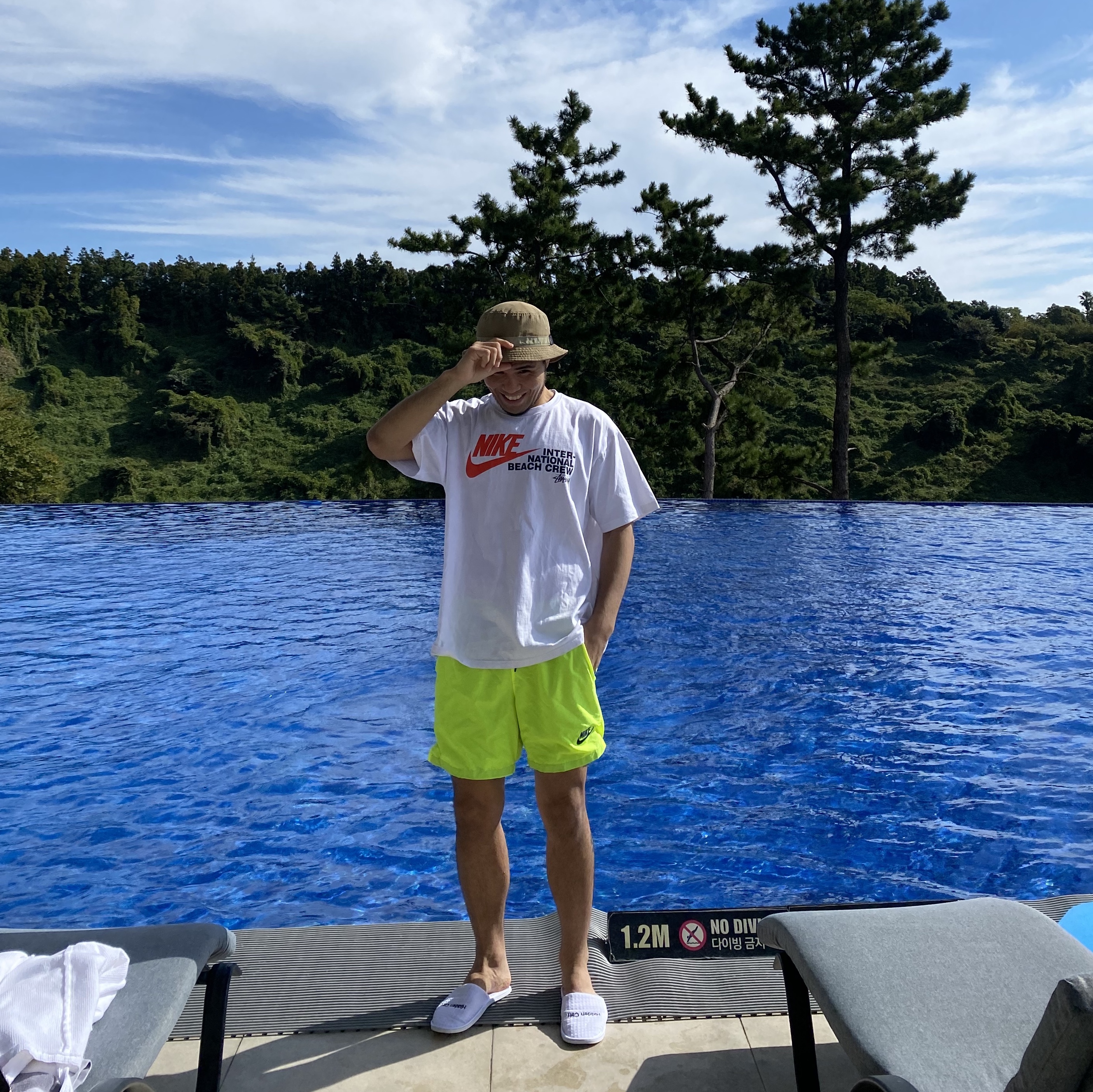 Nike x Stussy International Beach Crew T-Shirt White - US/EU 착용 스타일