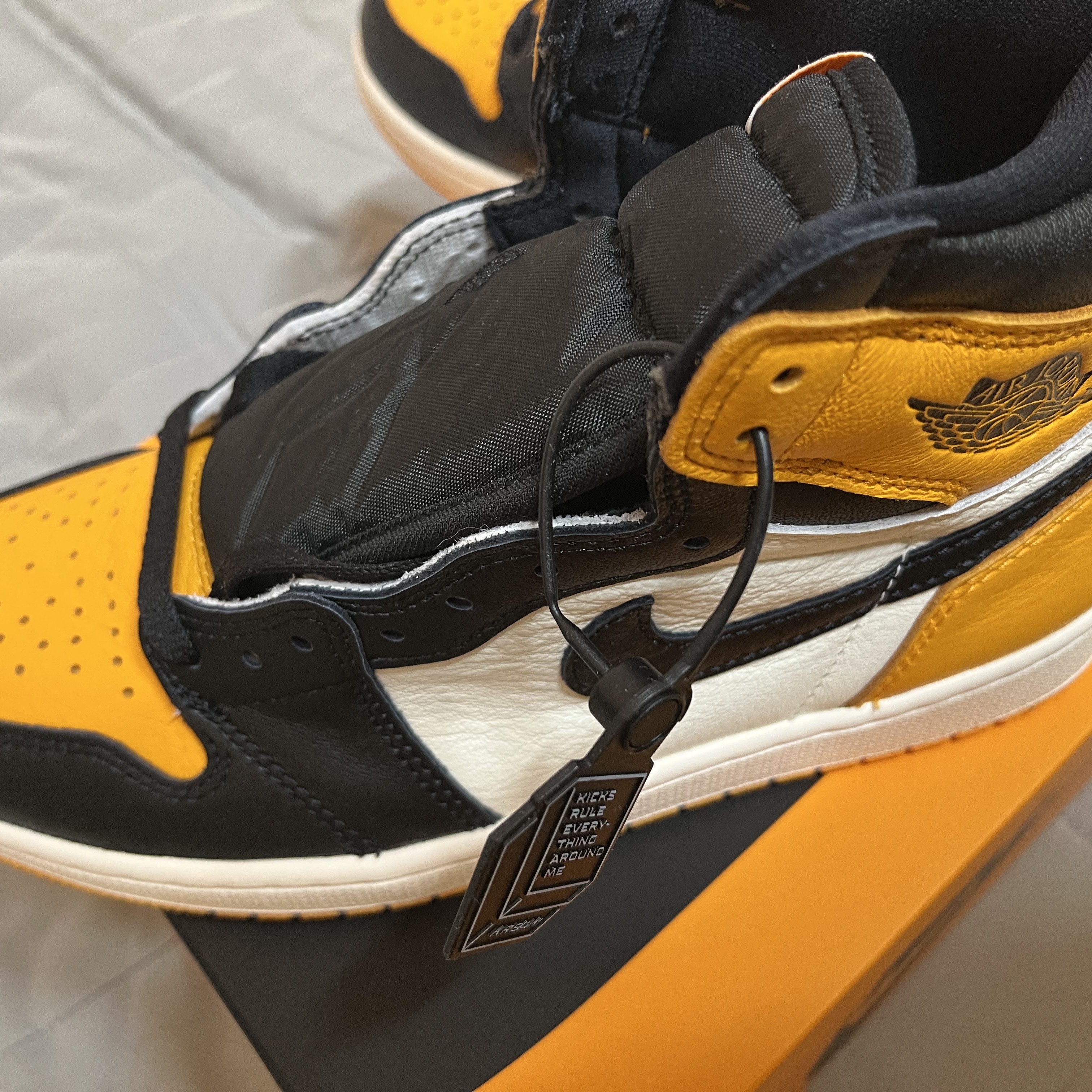 Jordan 1 Retro High OG Taxi 착용 스타일 - 4