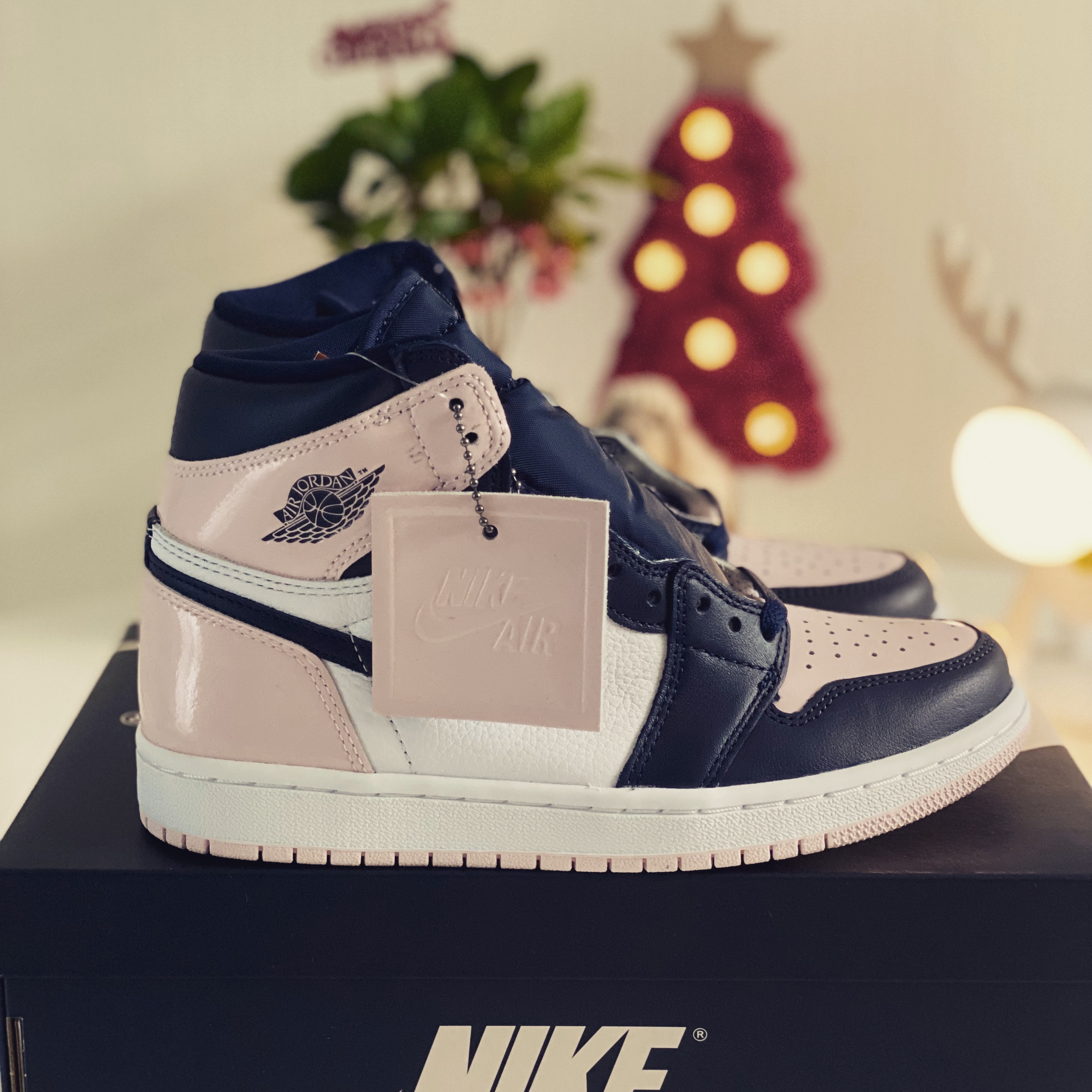 (W) Jordan 1 Retro High OG Atmosphere 착용 스타일