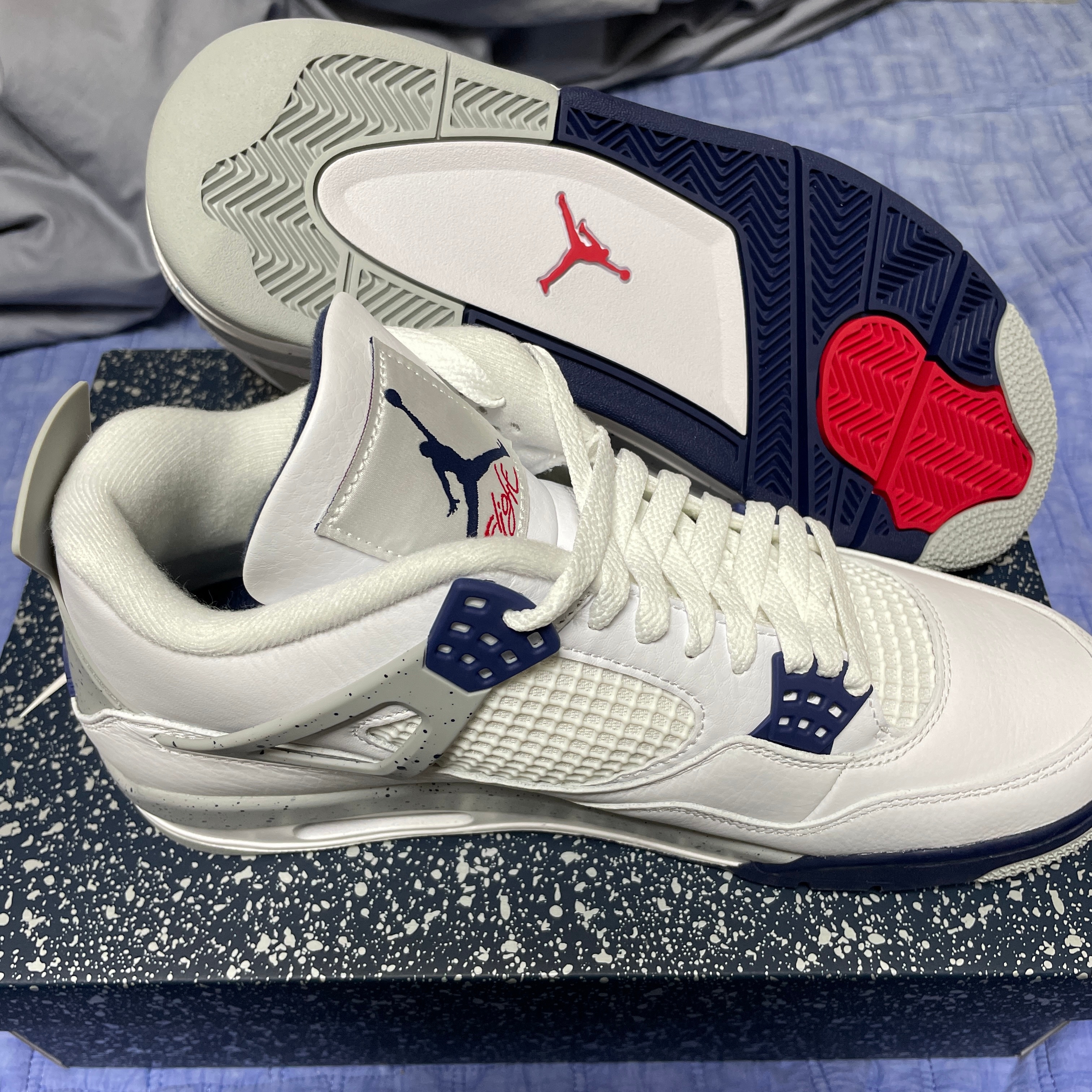 Jordan 4 Retro Midnight Navy 착용 스타일 - 2