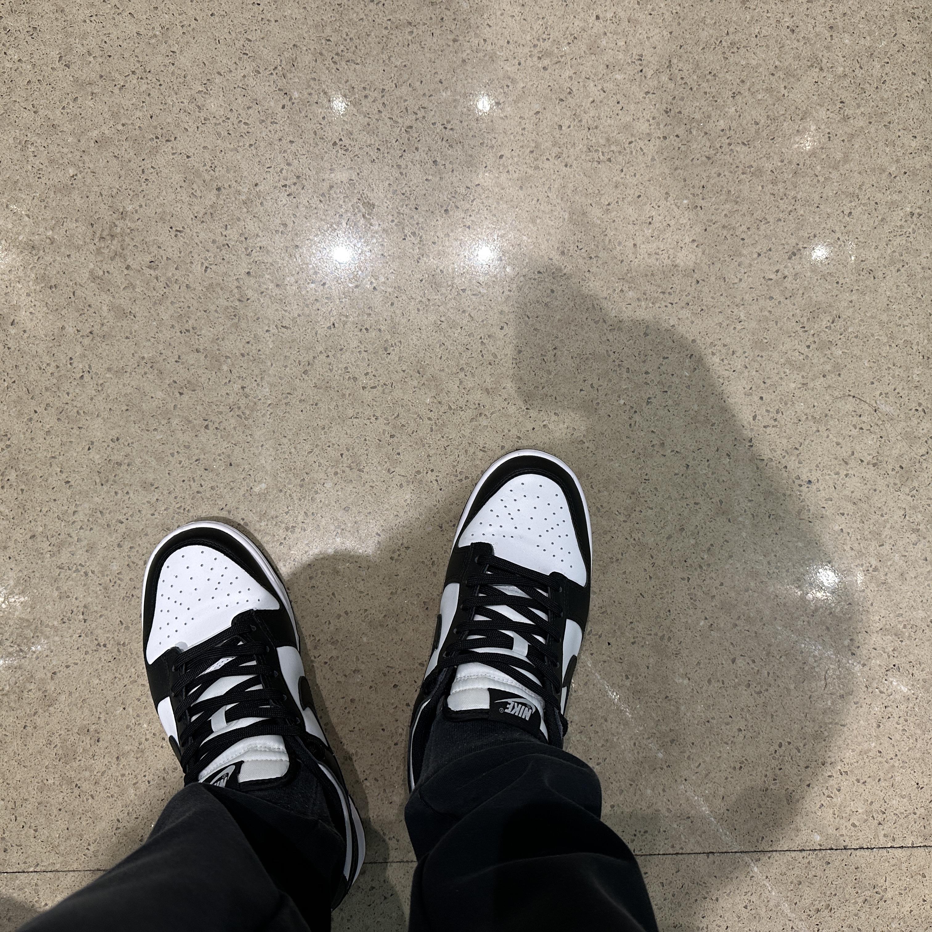 (W) Nike Dunk Low Black 착용 스타일