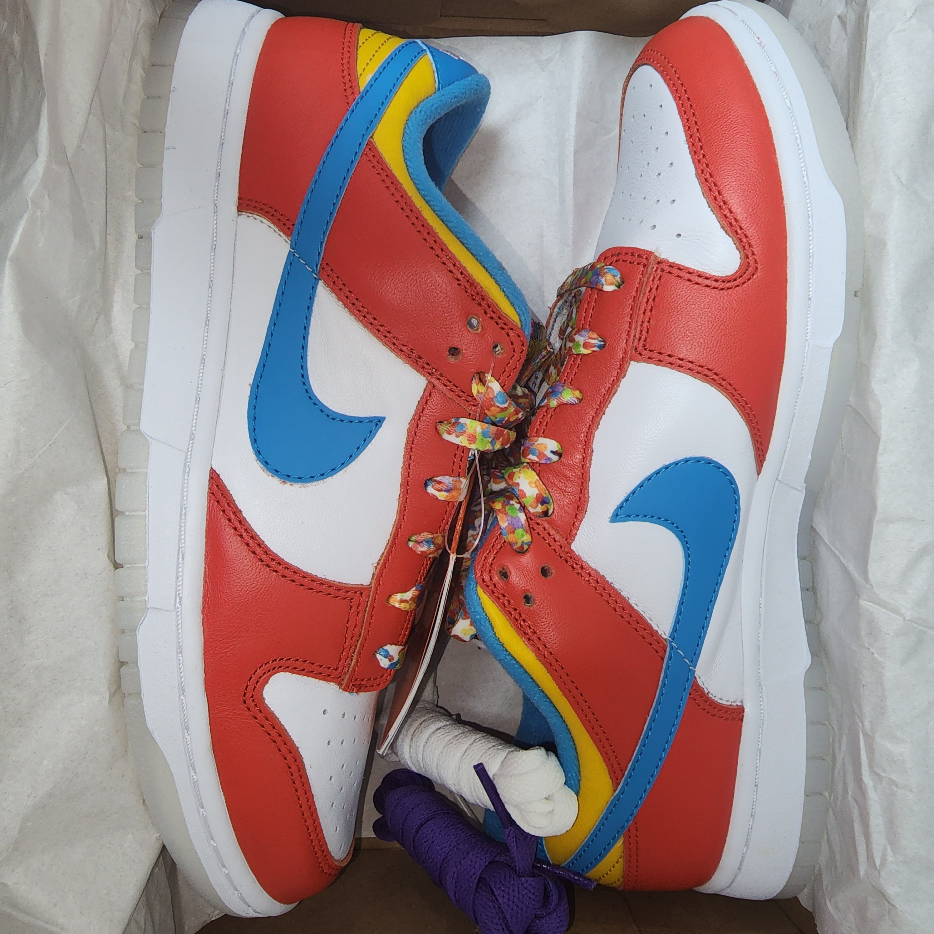 Nike x LeBron James x Fruity Pebbles Dunk Low QS Habanero Red 착용 스타일 - 2