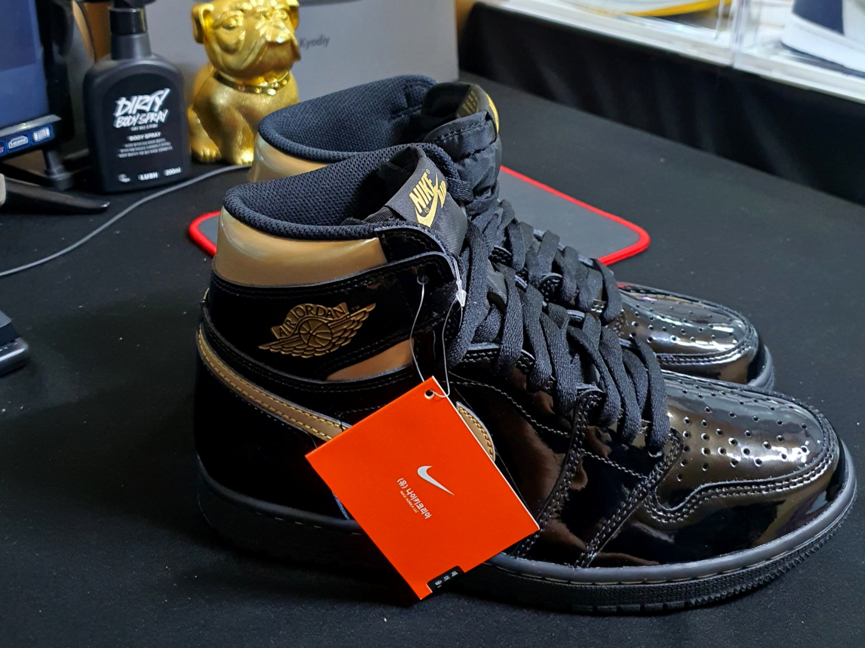 Jordan 1 Retro High OG Metallic Gold, Jordan 1 Retro High OG Pollen 착용 스타일 - 4