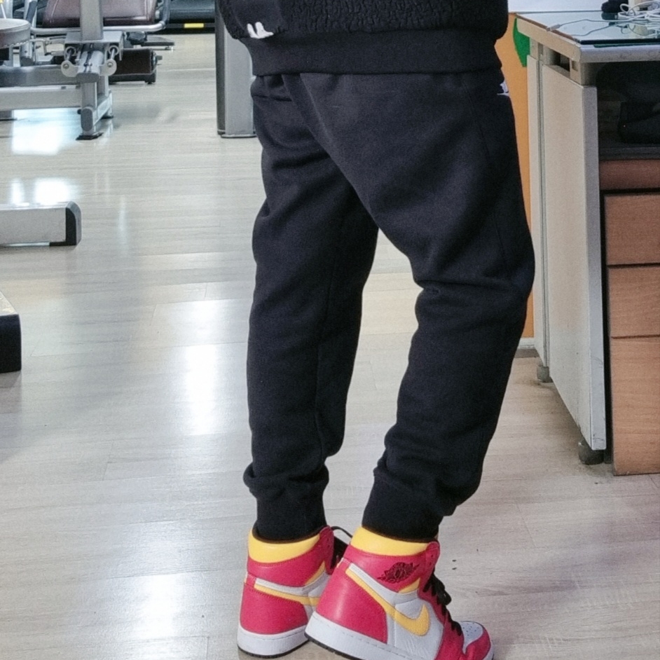 Jordan 1 Retro High OG Light Fusion Red 착용 스타일 - 1