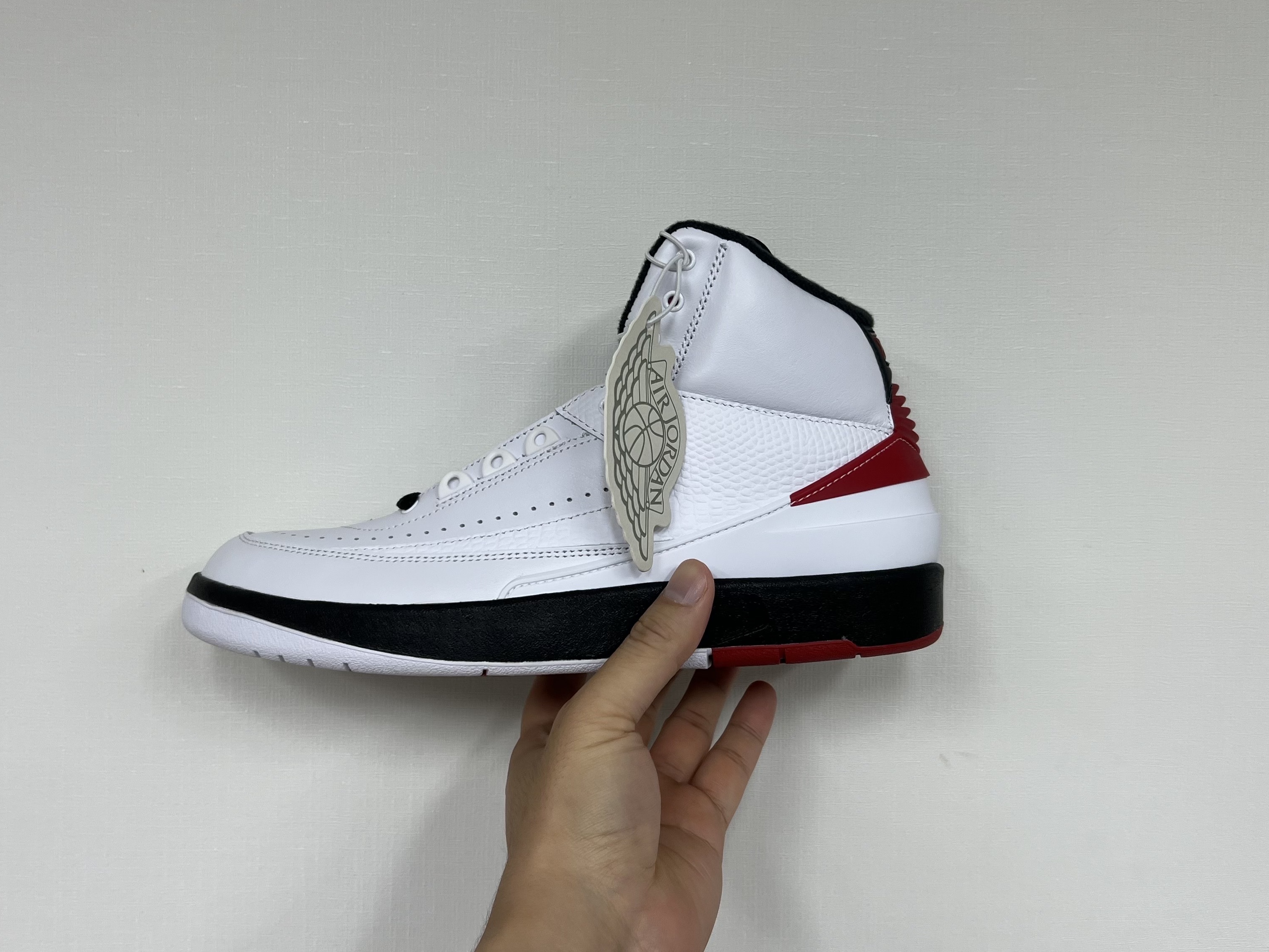 Jordan 2 Retro OG Chicago 착용 스타일