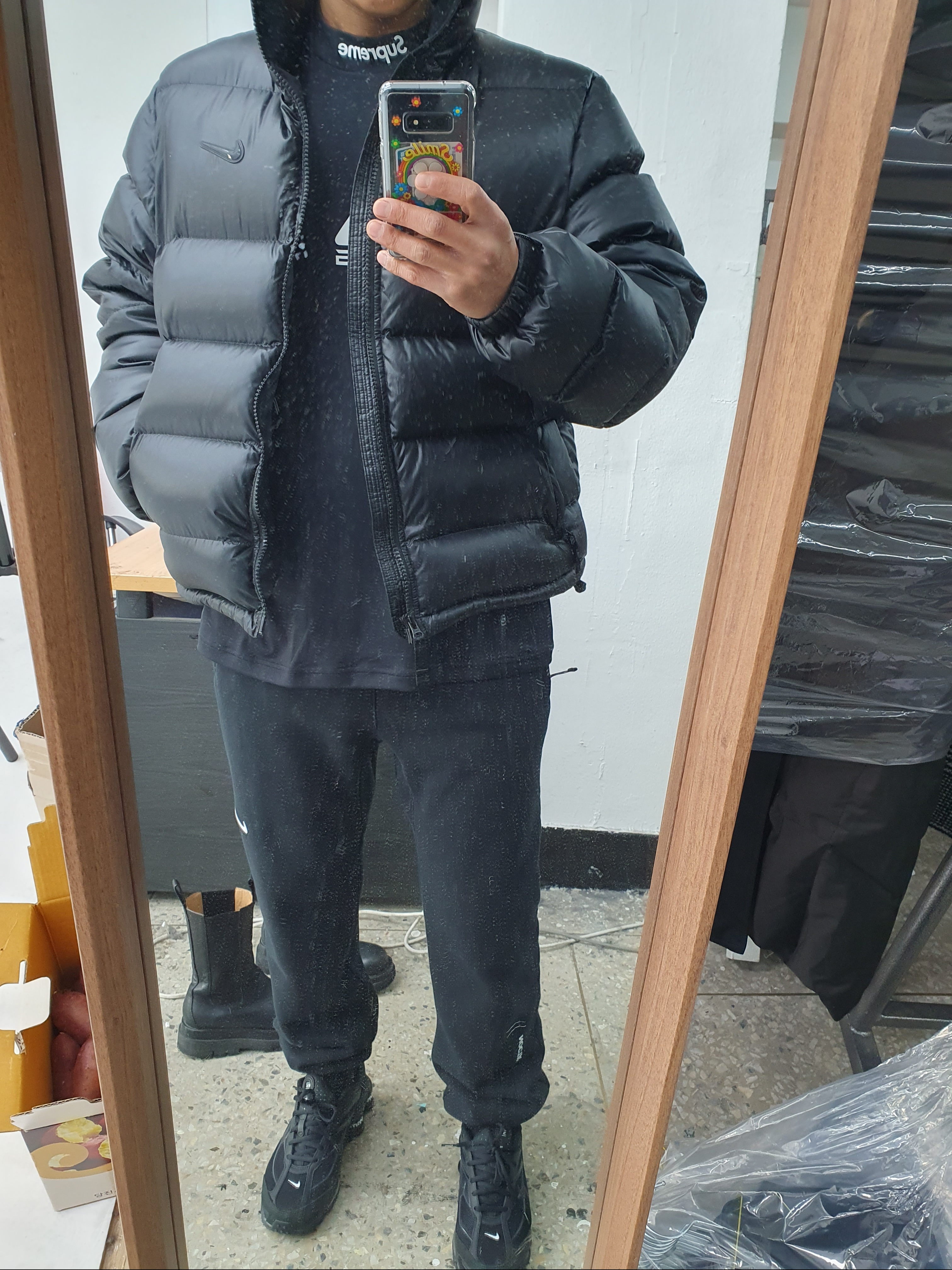 Nike x Supreme Shox Ride 2 SP Black, Nike x Drake Nocta Puffer Jacket Black - Asia 착용 스타일